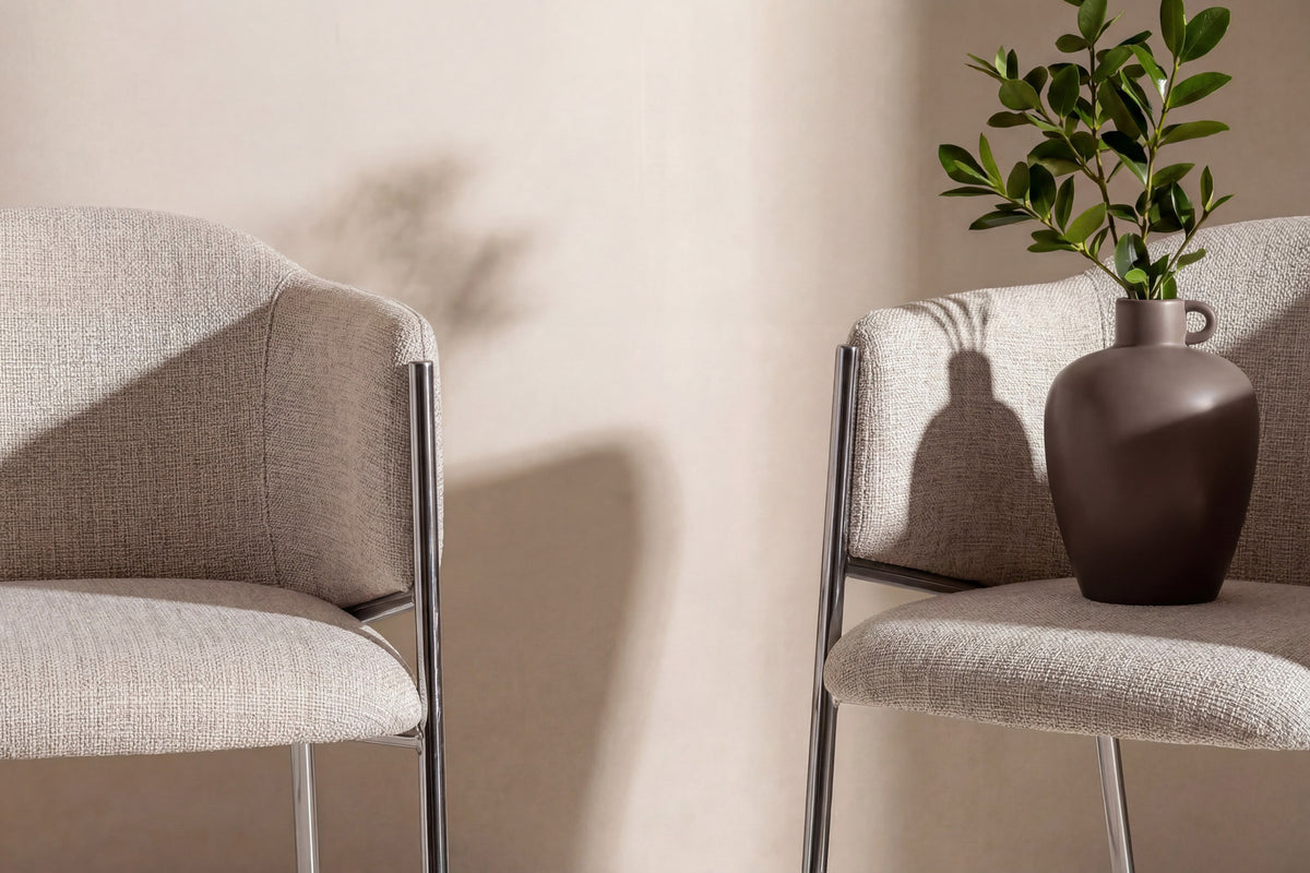 Evelina Esszimmerstuhl in Weiss präsentiert im Onlineshop von KAQTU Design AG. Stuhl ist von Venture Home
