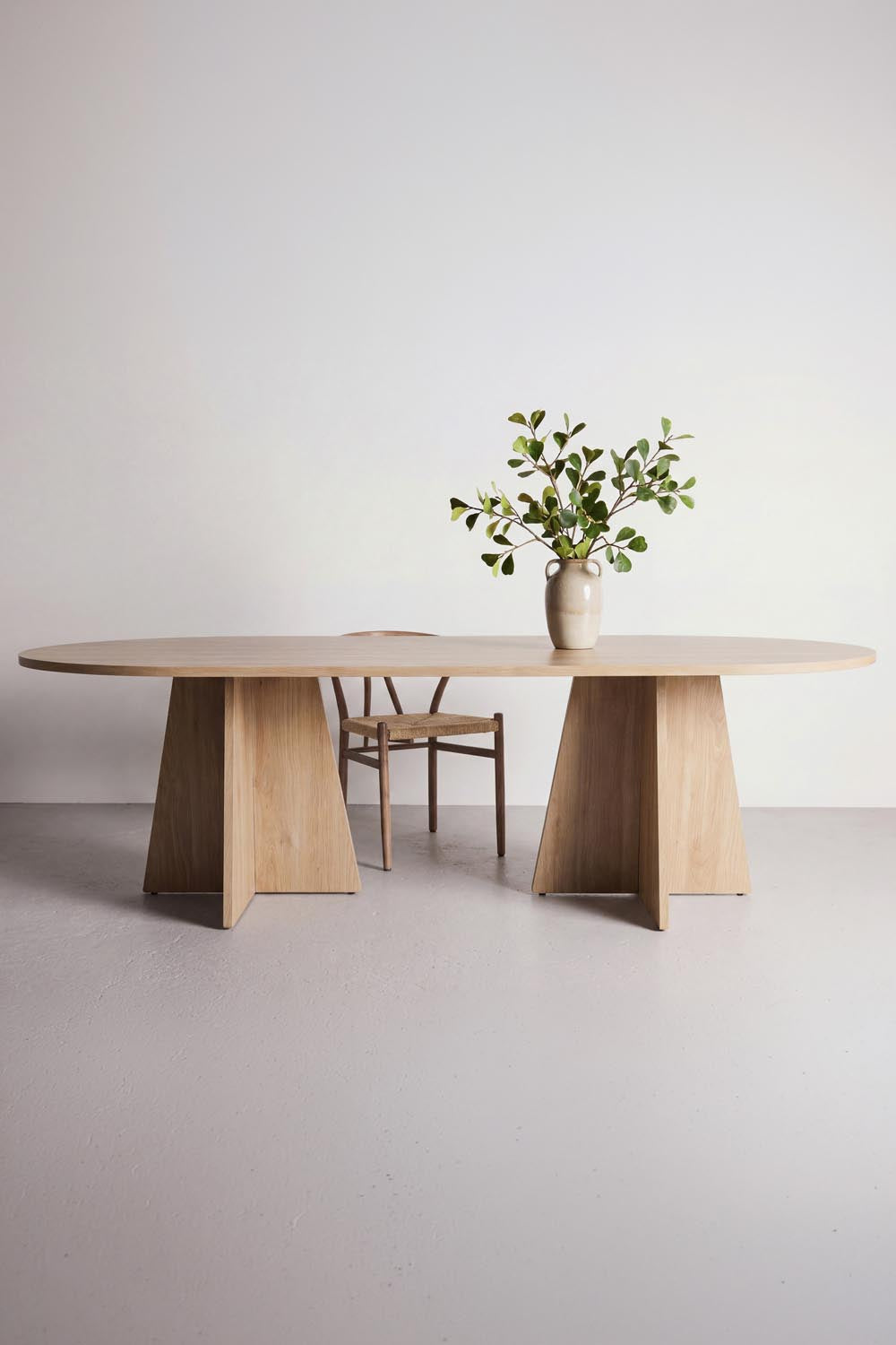 Bootcut Oval Esstisch in Natur präsentiert im Onlineshop von KAQTU Design AG. Esstisch ist von Venture Home