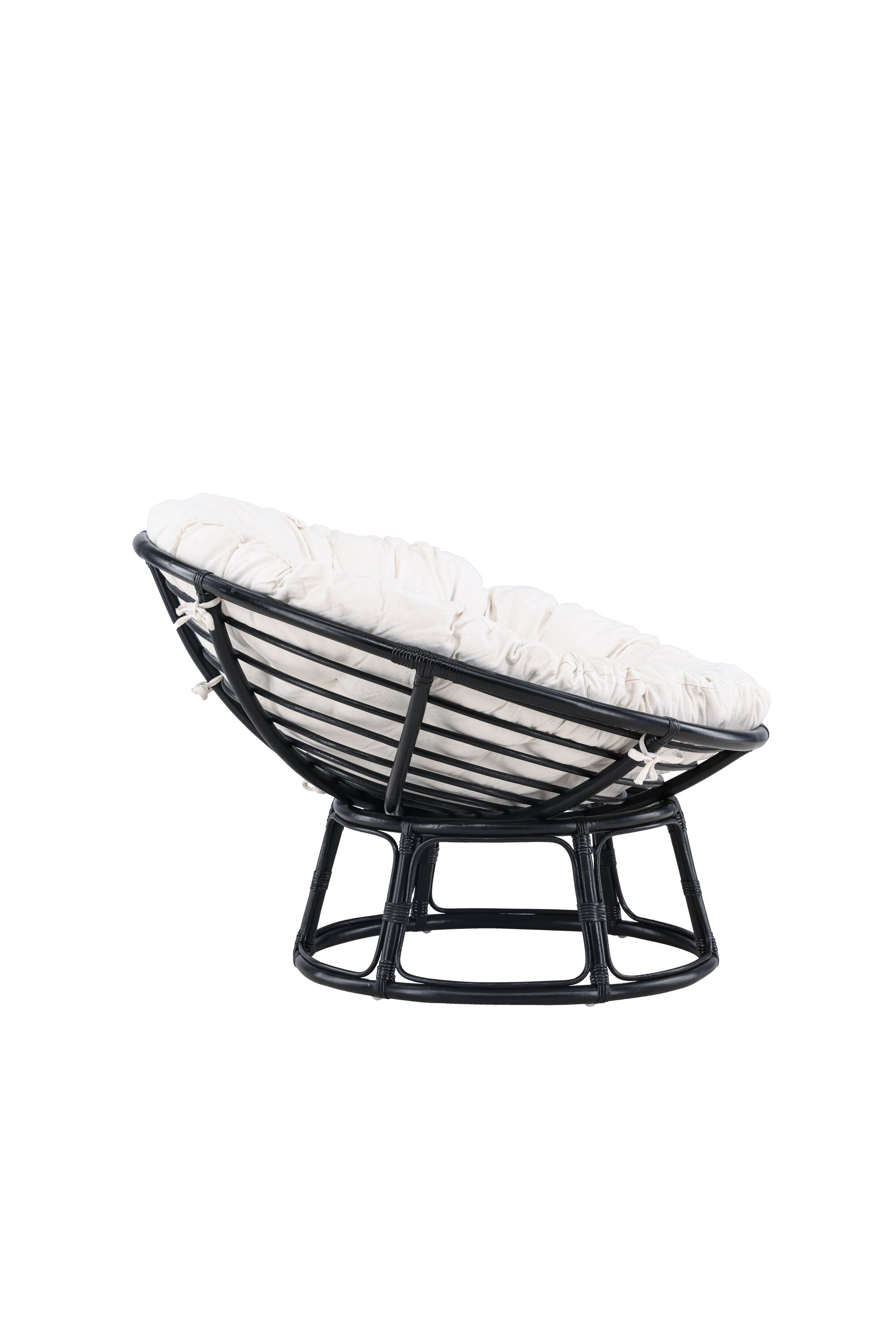 Entdecken Sie den Bonnie Loungesessel von Venture Home: elegantes Rattan-Design, wetterfestes Kissen, ideal für stilvolle Outdoor-Oasen.