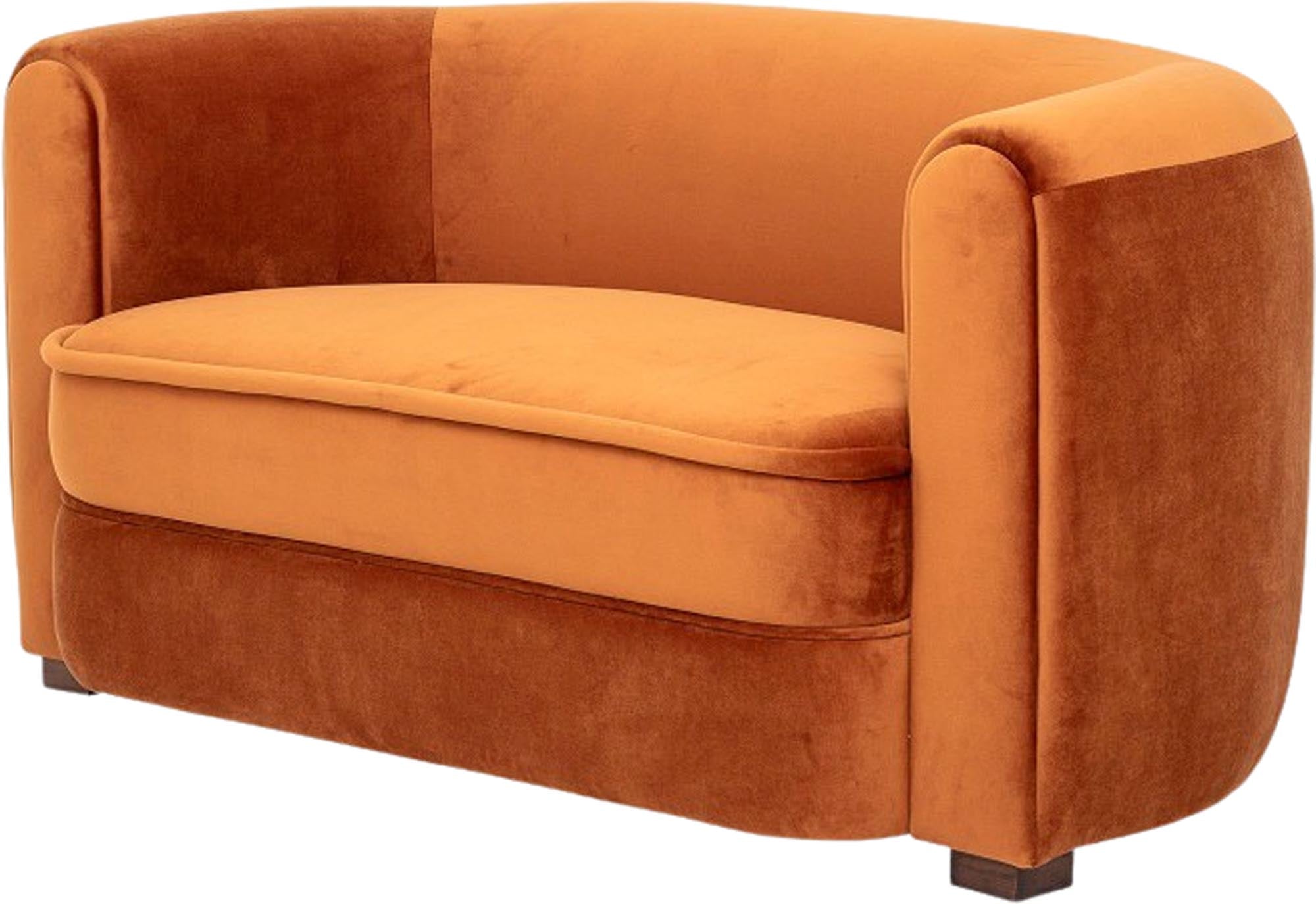 Das Malala Sofa in Braun von Creative Collection kombiniert stilvolles Design mit einem robusten Polyesterbezug für optimalen Komfort.