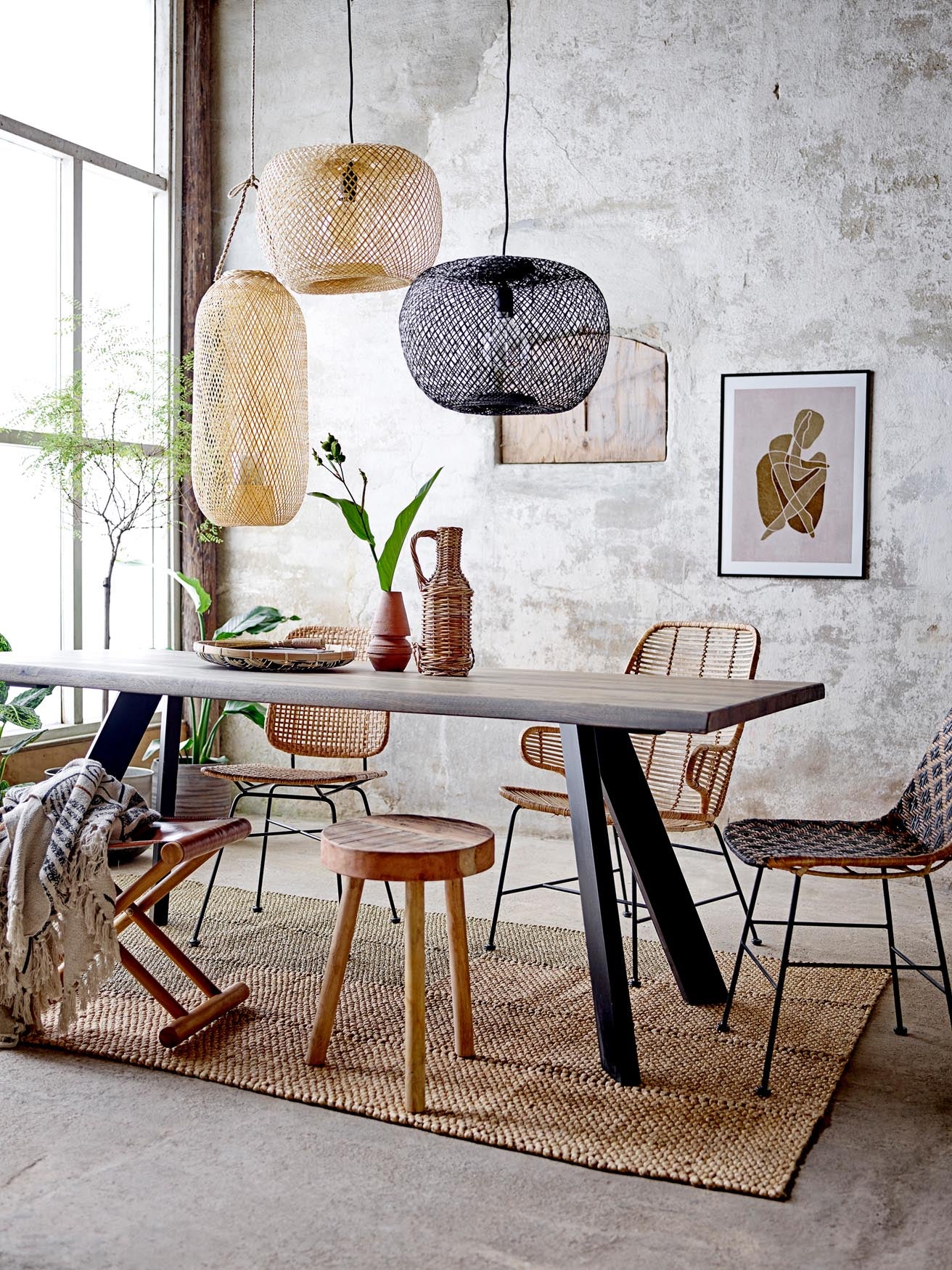 Der Enzov Teppich aus Naturmaterialien wie Seegras von Bloomingville bringt natürliche Eleganz in jeden Raum.