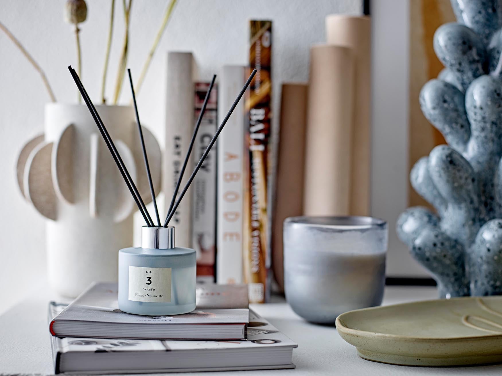 Illume NO. 3 Santal Fig Diffuser: Eleganz und Duft vereint.