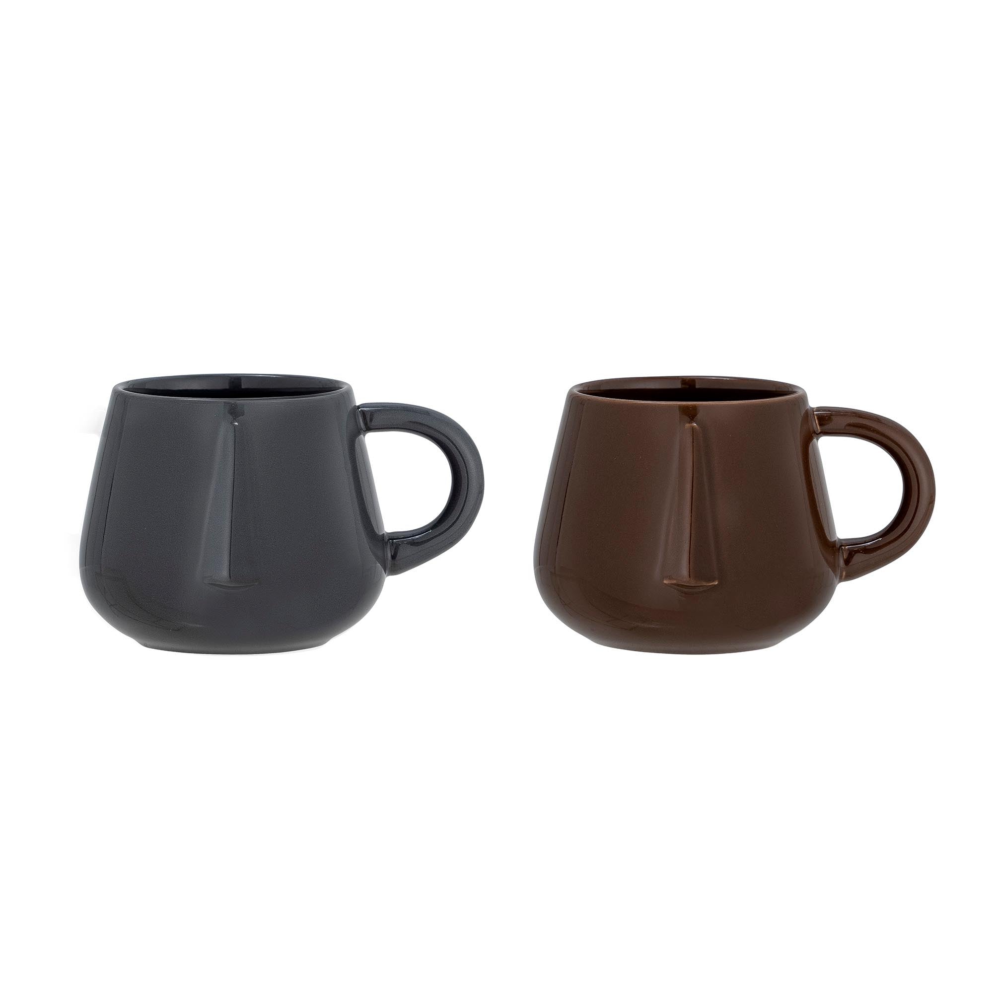 Entdecken Sie die stilvolle Nohr Tasse in Braun aus hochwertigem Steingut von Bloomingville. Perfekt für Kaffee und Tee, ideal für Ihr Zuhause.