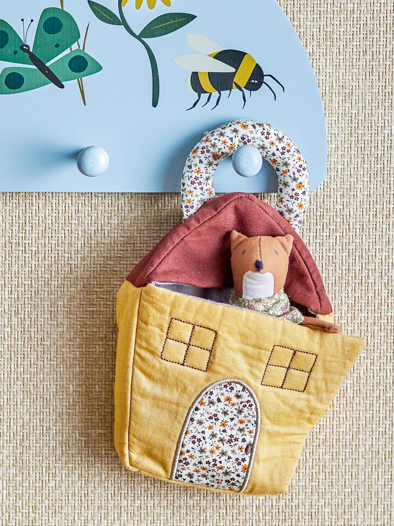 Tio Stofftier, Braun, Leinen: Umweltfreundliches Spielzeug von Bloomingville.