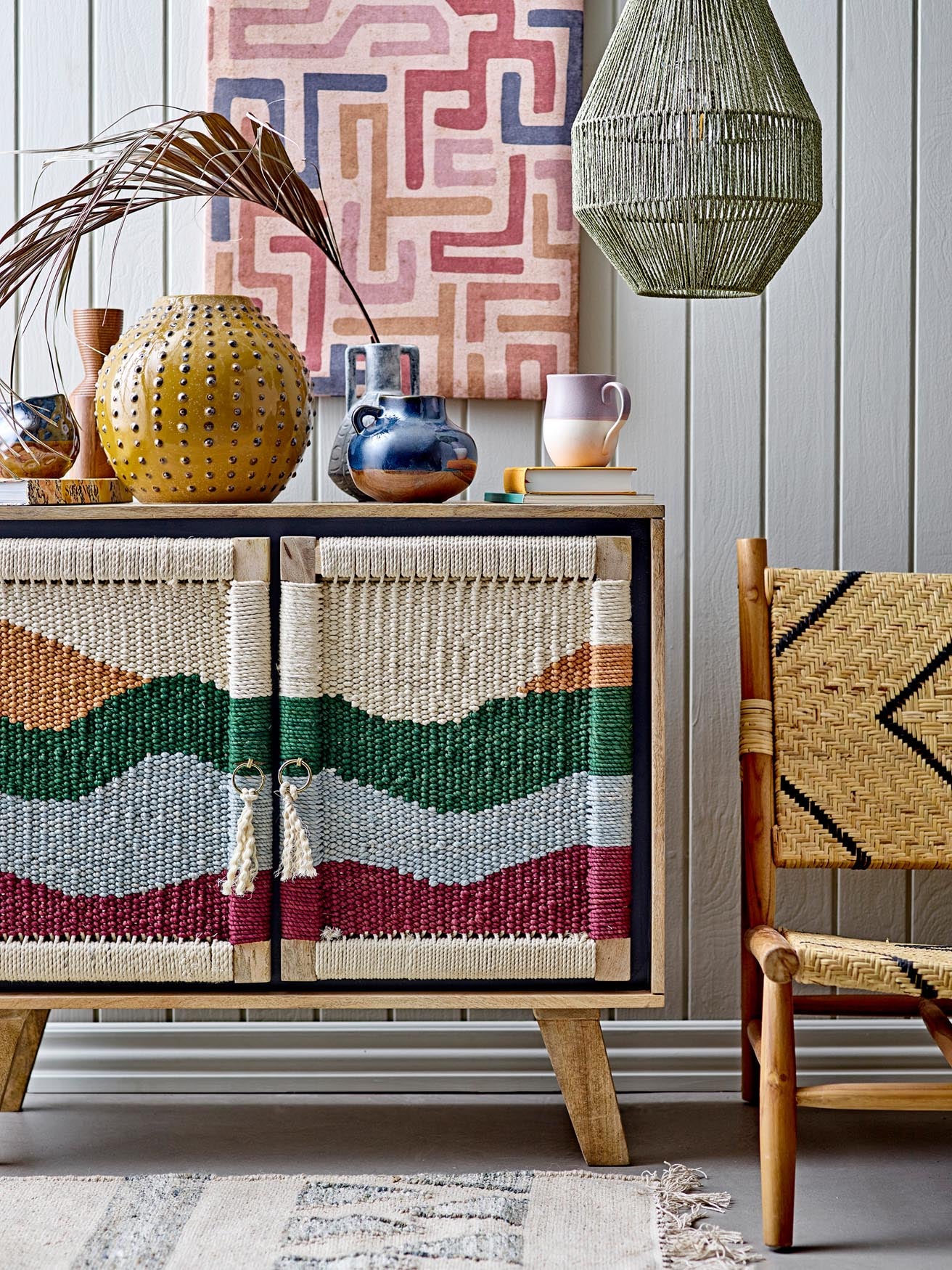 Elegante grüne Sacco Hängeleuchte aus Papier von Creative Collection.