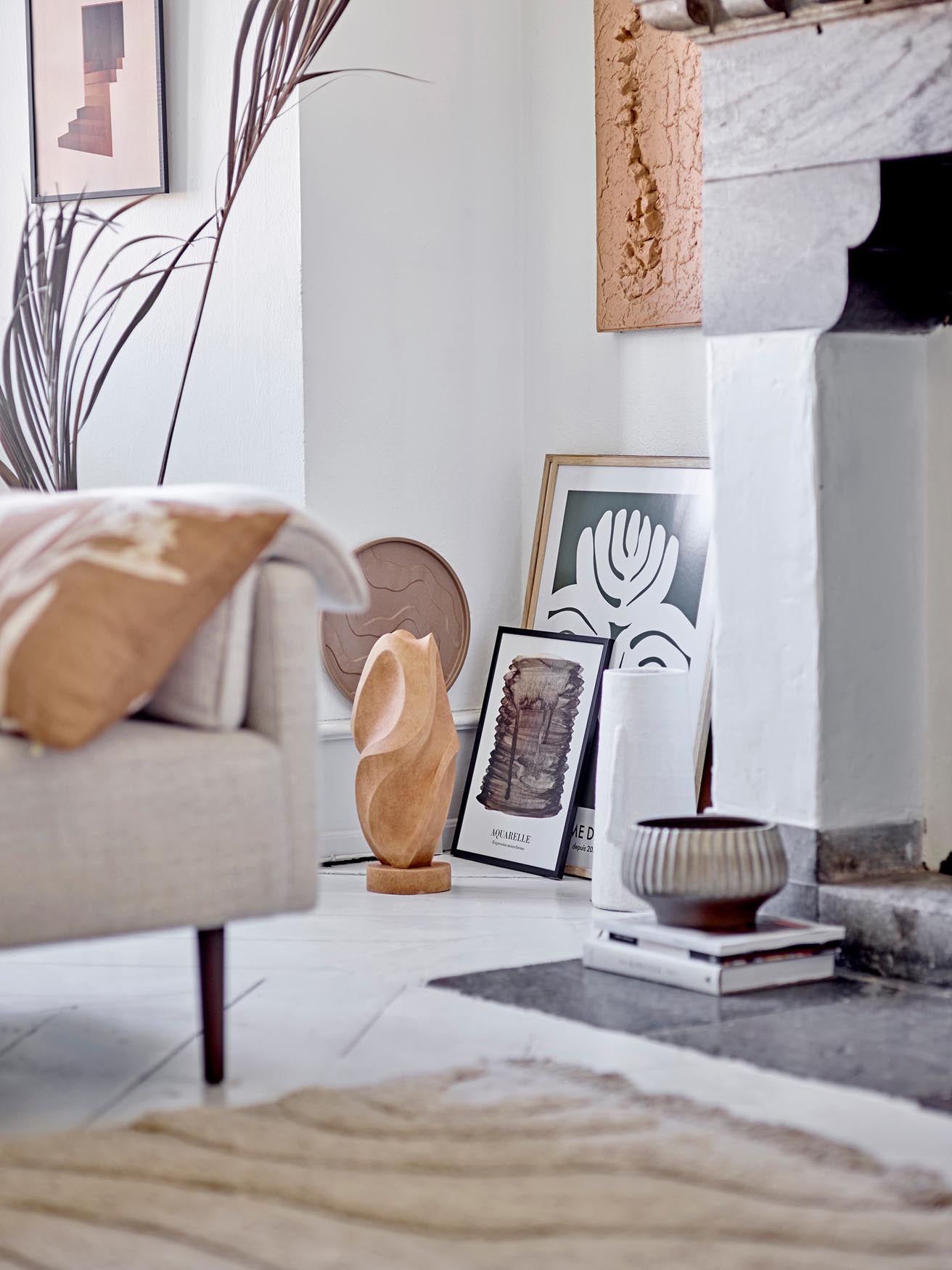 Elaine Teppich aus Baumwolle in Naturtönen von Bloomingville, stilvoll und vielseitig für jedes Interieur.