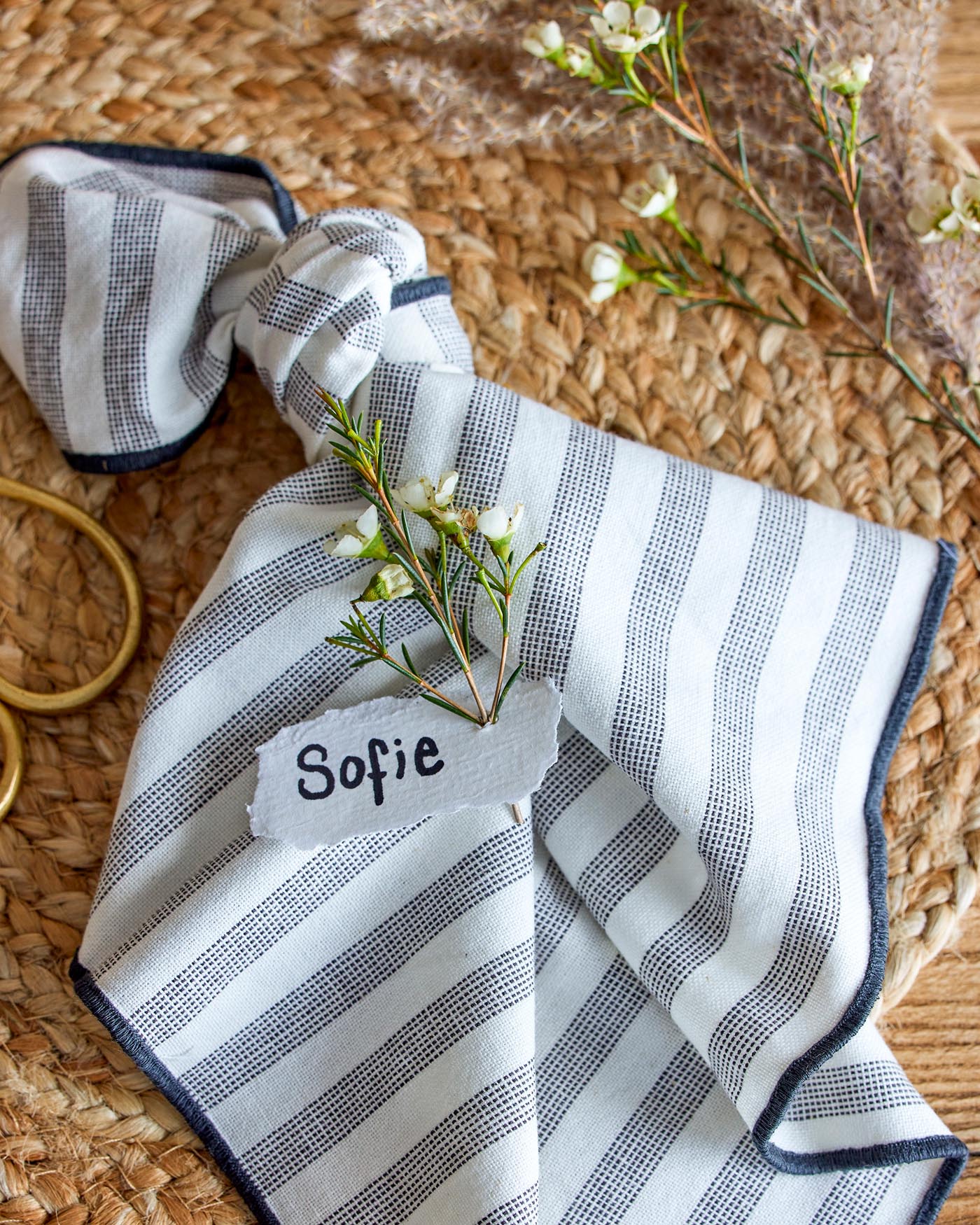 Elegante Eleonora Serviette aus Baumwolle in Weiss von Bloomingville.