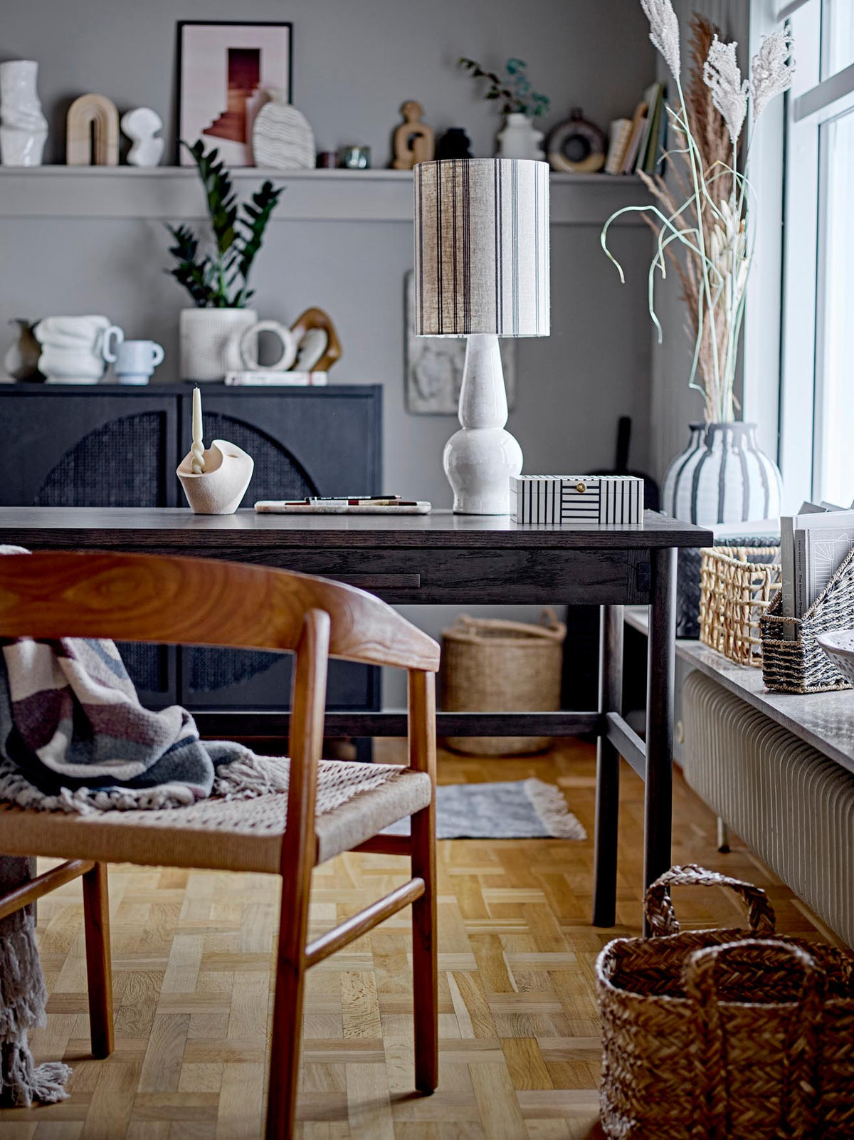 Brent Kerzenhalter, Natur, Steingut in Nature präsentiert im Onlineshop von KAQTU Design AG. Kerzenständer ist von Bloomingville