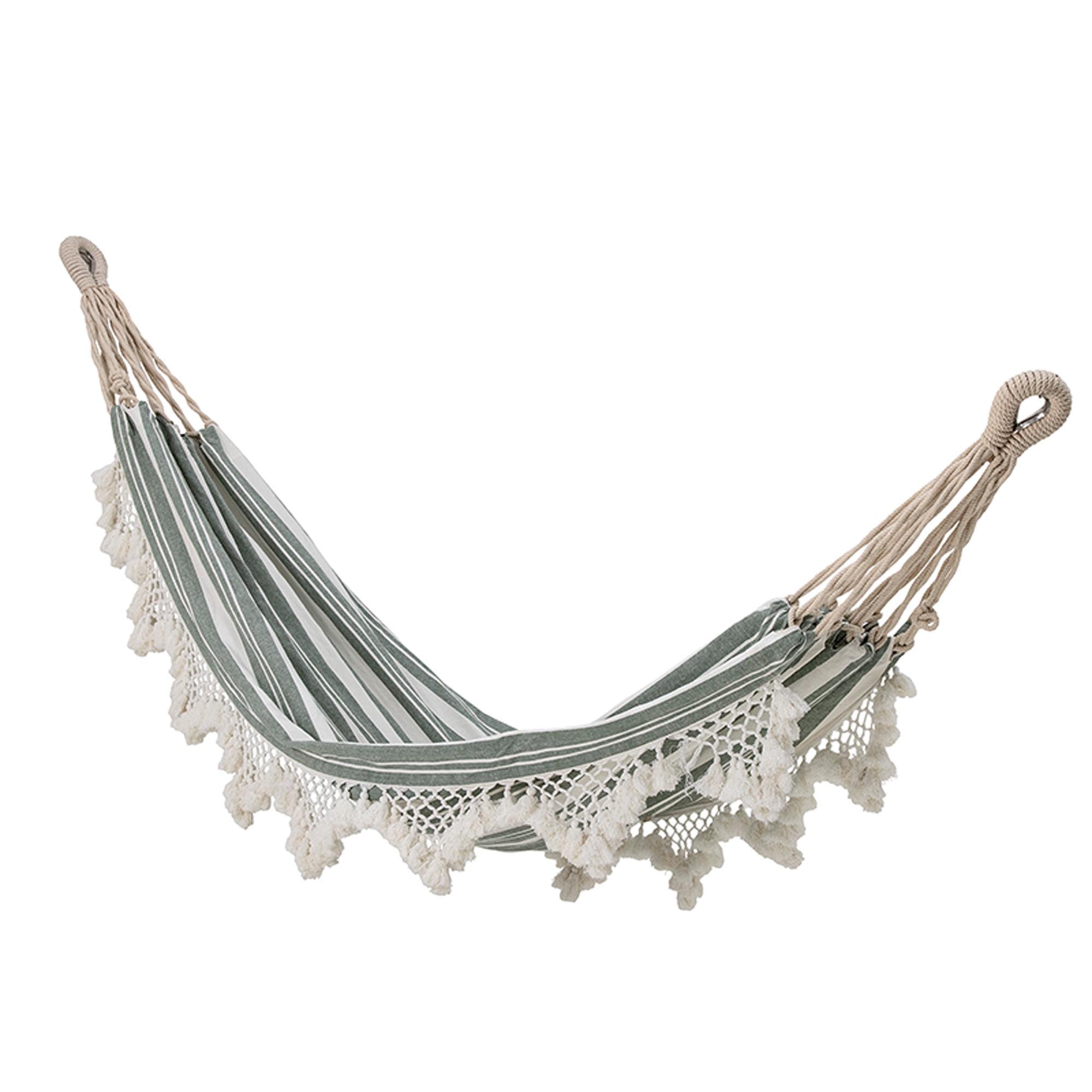 Entspannen Sie in der grünen Cruz Hängematte aus 100% Baumwolle von Bloomingville – ideal für Sommer, Garten und Terrasse.