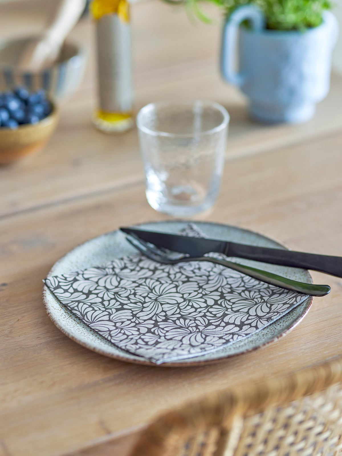 Pilou Serviette, Braun, FSC® Mix, Papier in Brown präsentiert im Onlineshop von KAQTU Design AG. Servietten ist von Bloomingville