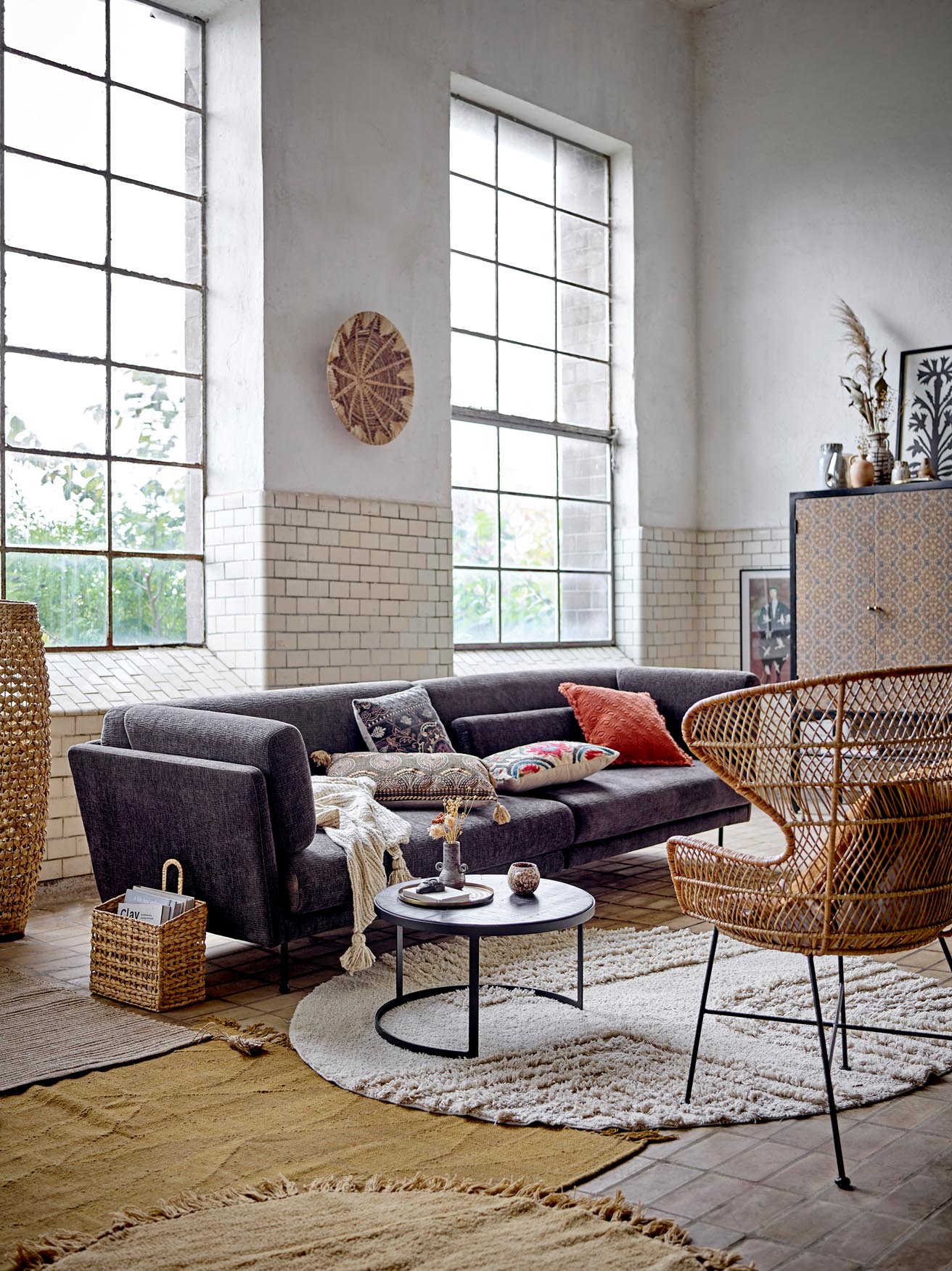 Nesma Kissen Braun: Elegantes Baumwollkissen von Bloomingville.