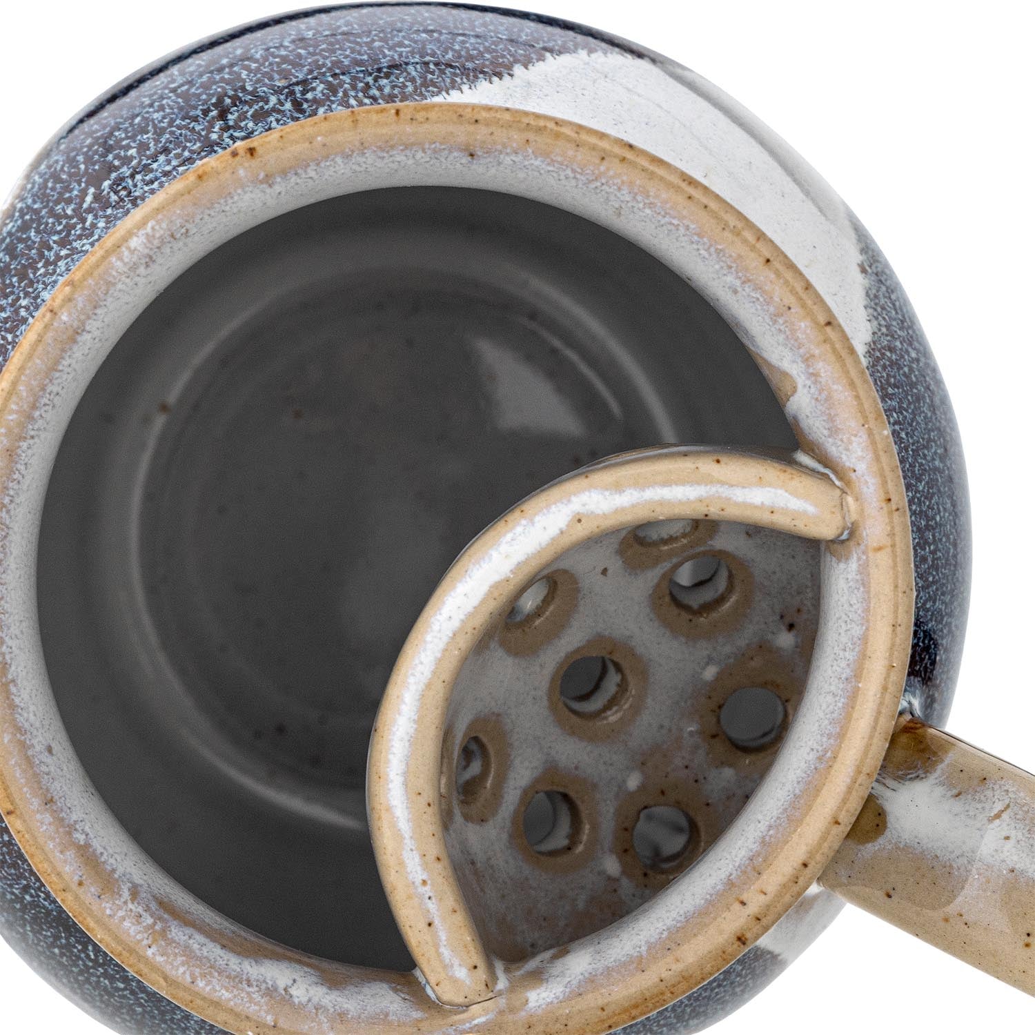 Die Alicia Becher aus blauem Steingut von Creative Collection überzeugt mit stilvollem Design und erstklassiger Qualität.