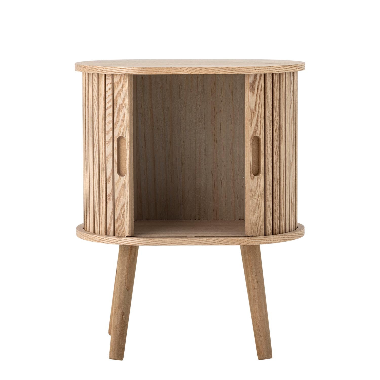 Das Salento Kabinett von Bloomingville aus natürlichem MDF vereint Funktionalität und skandinavische Eleganz.