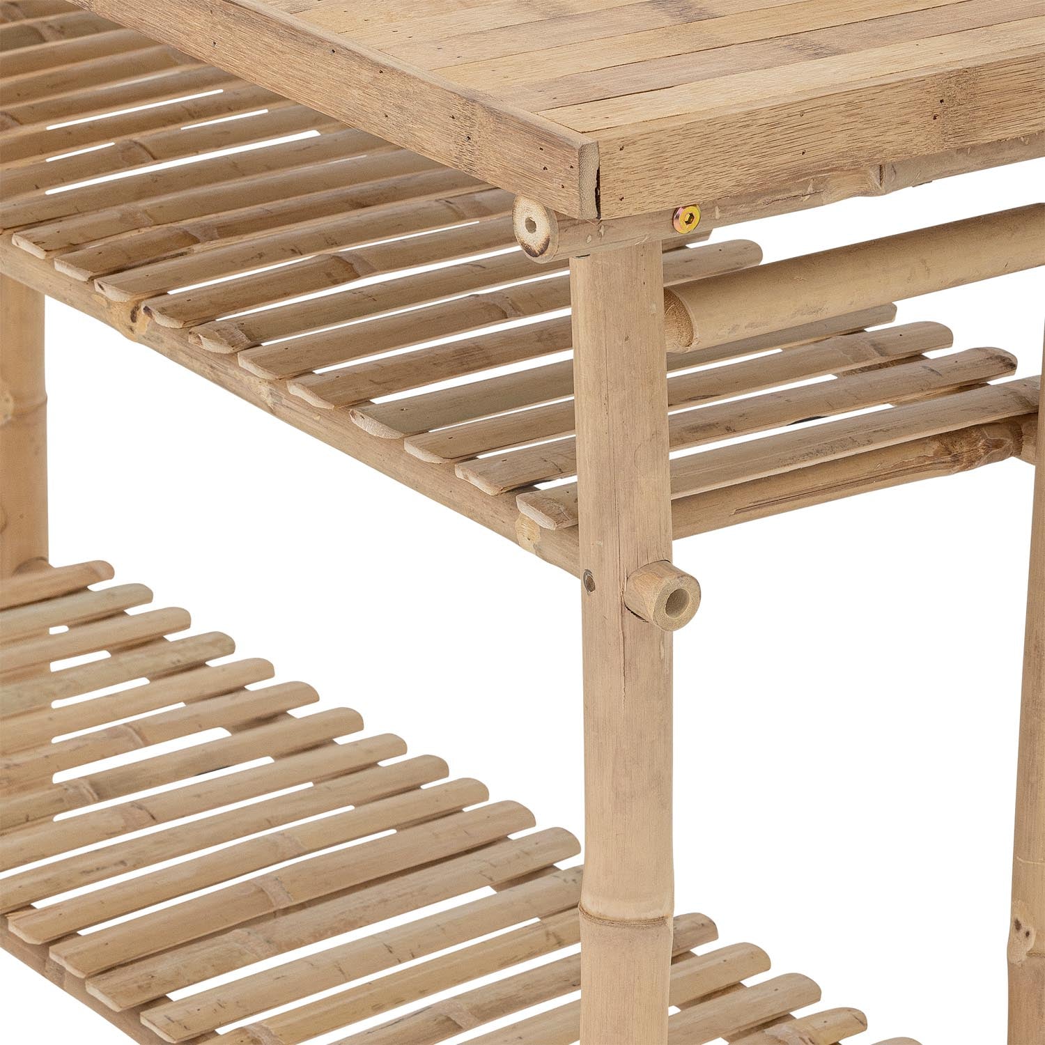 Eleganter Beistelltisch aus natürlichem Bambus von Bloomingville, ideal für stilvolle und nachhaltige Wohnräume.