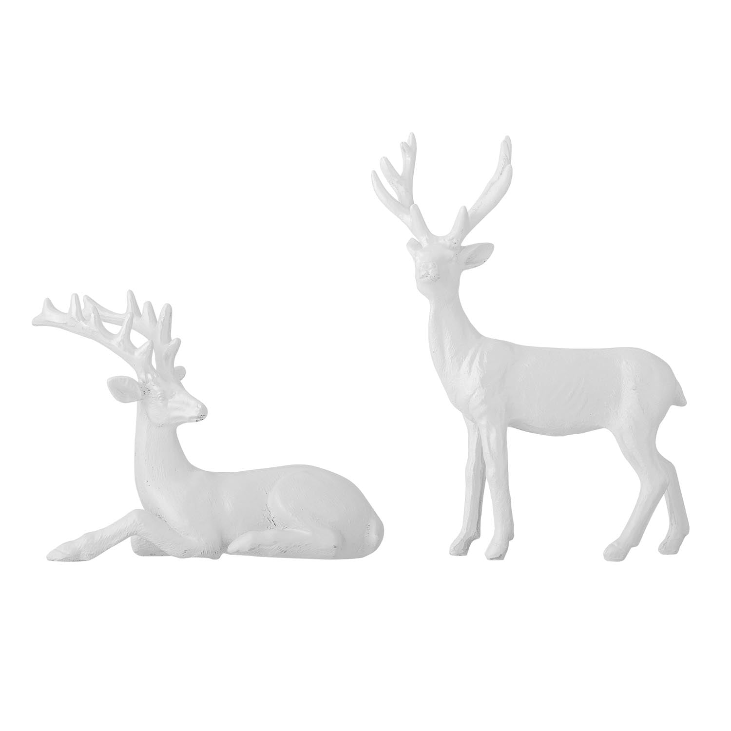Elegante, weisse Hirschfiguren aus Polyresin von Bloomingville, zeitlos und stilvoll, ideal für jede Inneneinrichtung.