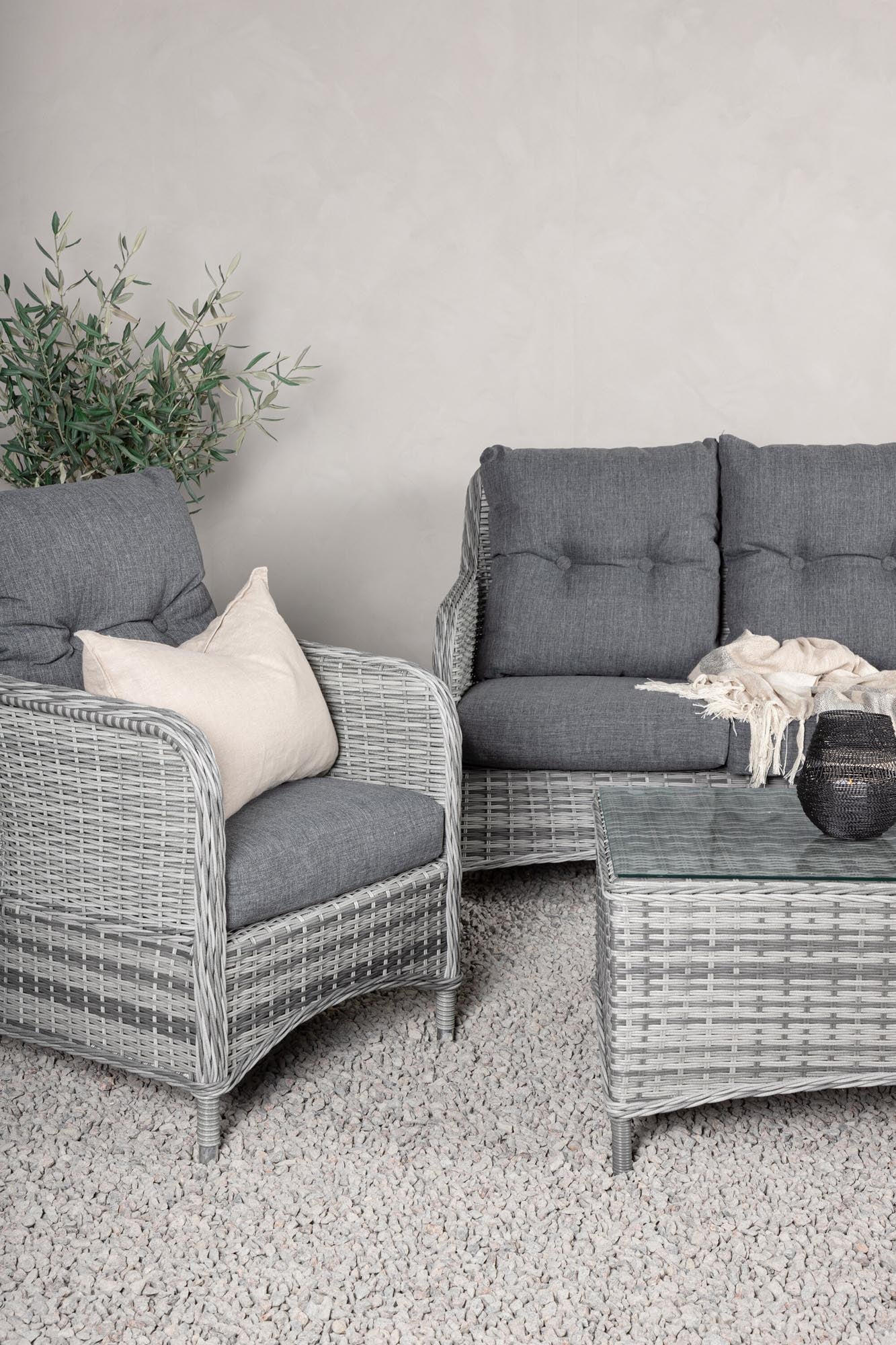 Vikelund Sofagarnitur von Venture Home: Elegante Loungemöbel für Ihre Terrasse, robustes Material und hoher Komfort für entspannte Stunden im Freien.