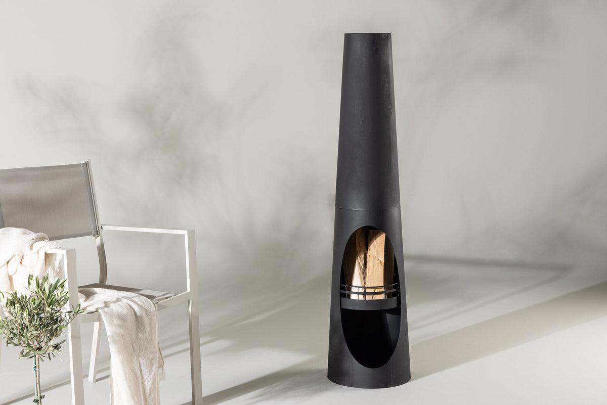 Bastian Feuerkorb in Schwarz präsentiert im Onlineshop von KAQTU Design AG. Feuerschale ist von Venture Home