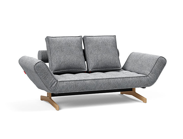 Erleben Sie das Ghia Klappsofa 80 Eiche von Innovation Living – eine elegante Lösung, die Komfort und Vielseitigkeit in jeden Raum bringt.