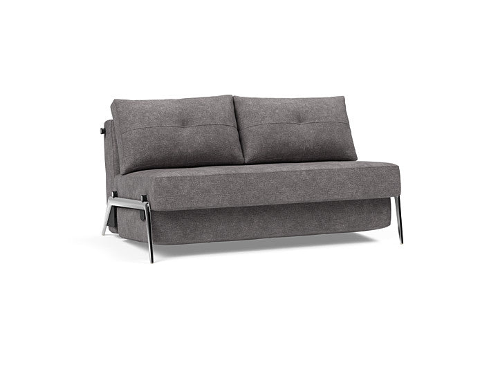 Cubed Klappsofa 140: Kompaktes Design trifft Funktionalität. Verwandelt sich schnell in ein Bett und bietet Stauraum für Bettzeug.
