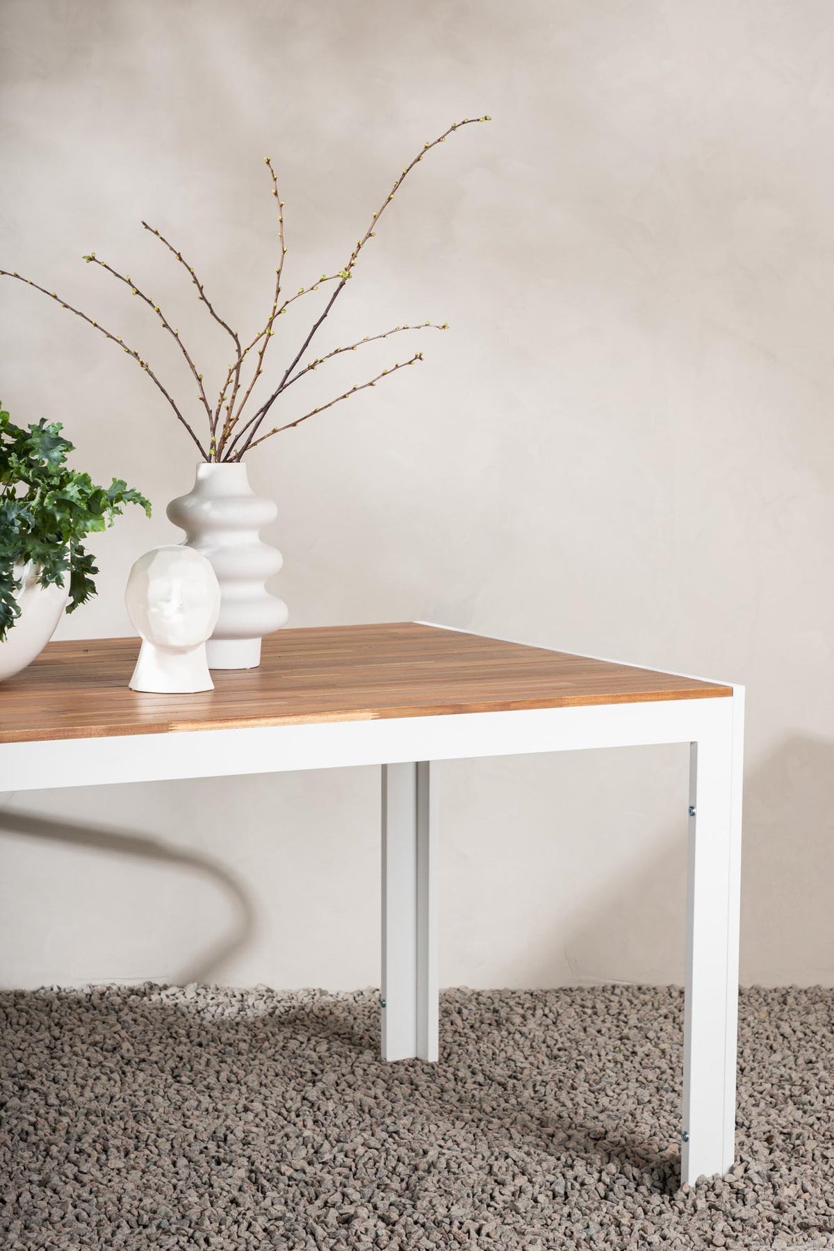 Bois Gartentisch in Natur/Weiss präsentiert im Onlineshop von KAQTU Design AG. Gartentisch ist von Venture Home