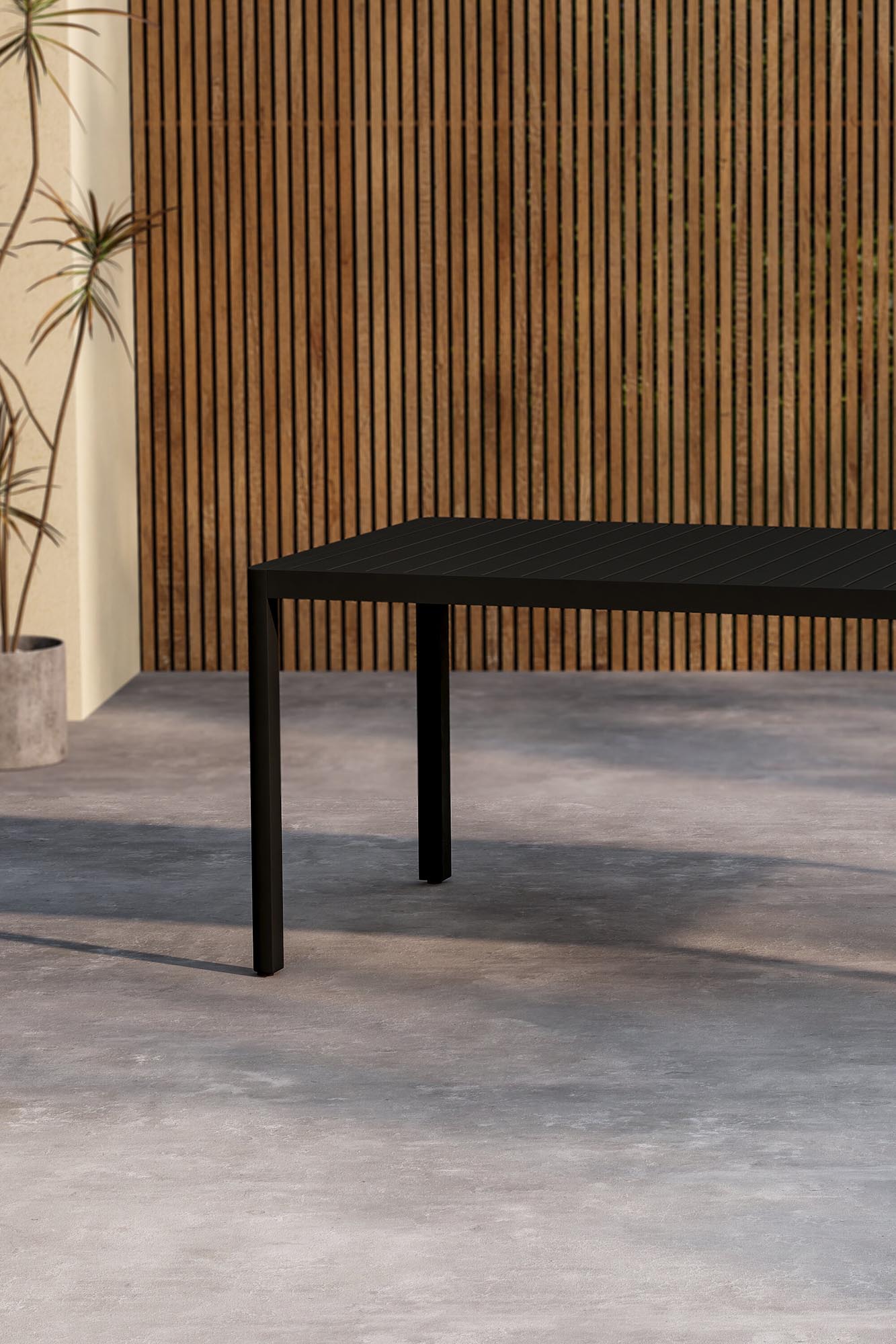 Rechteckiger Gartentisch Giardini von Venture Home, perfekt für moderne Gärten und gemütliche Zusammenkünfte im Freien.