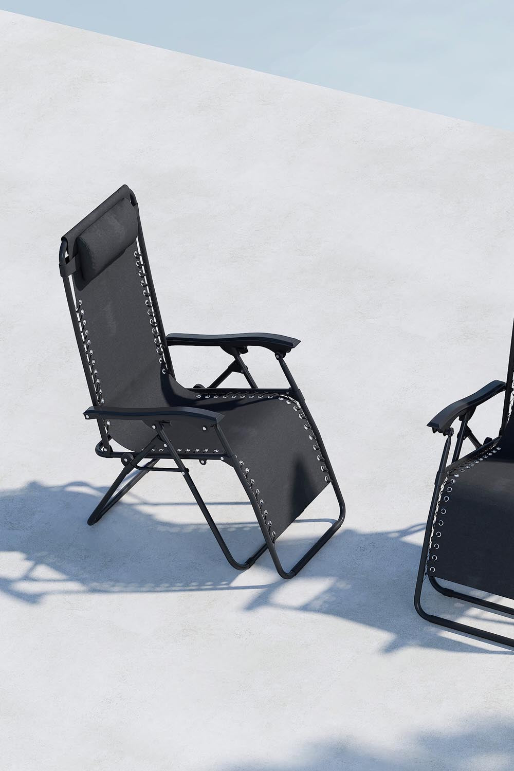 Vulcano Sonnenlounge in Black präsentiert im Onlineshop von KAQTU Design AG. Liegestuhl ist von Venture Home