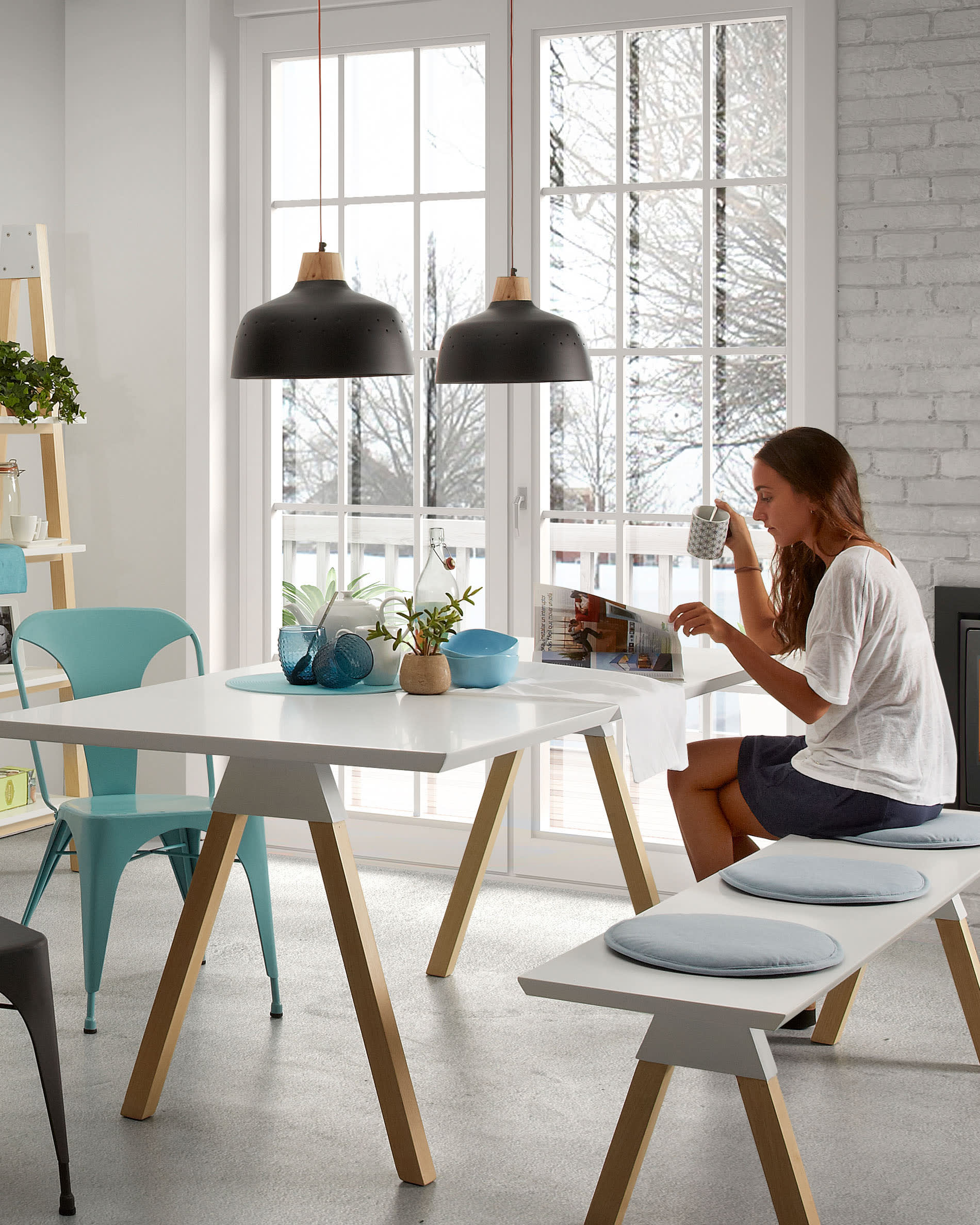 Elegantes hellblaues Silke Kissen von Kave Home. Hochwertig, rutschfest und pflegeleicht – der perfekte Akzent für Ihr Zuhause.