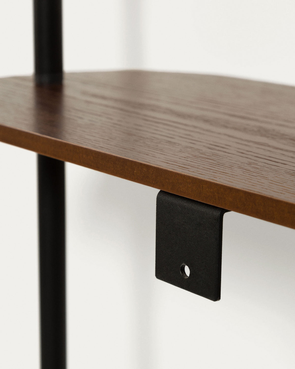 Marcolina Garderobe mit Ablagefläche 80 x 160 cm in Schwarz, Natur präsentiert im Onlineshop von KAQTU Design AG. Garderobe ist von Kave Home