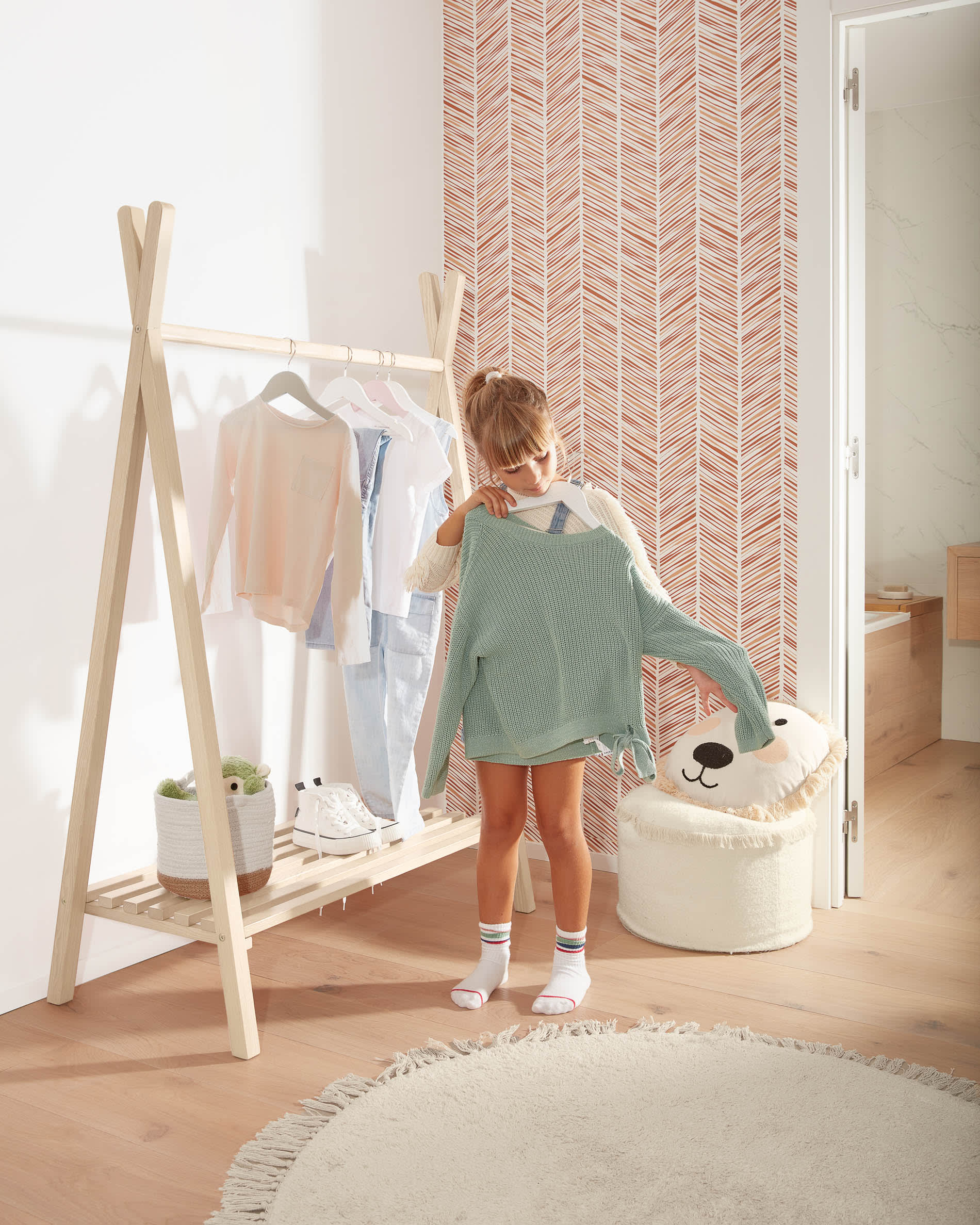 Runder Teppich Orwen aus reiner Baumwolle, Ø 100 cm, elegant und umweltfreundlich, ideal für vielseitige Wohnraumgestaltung.