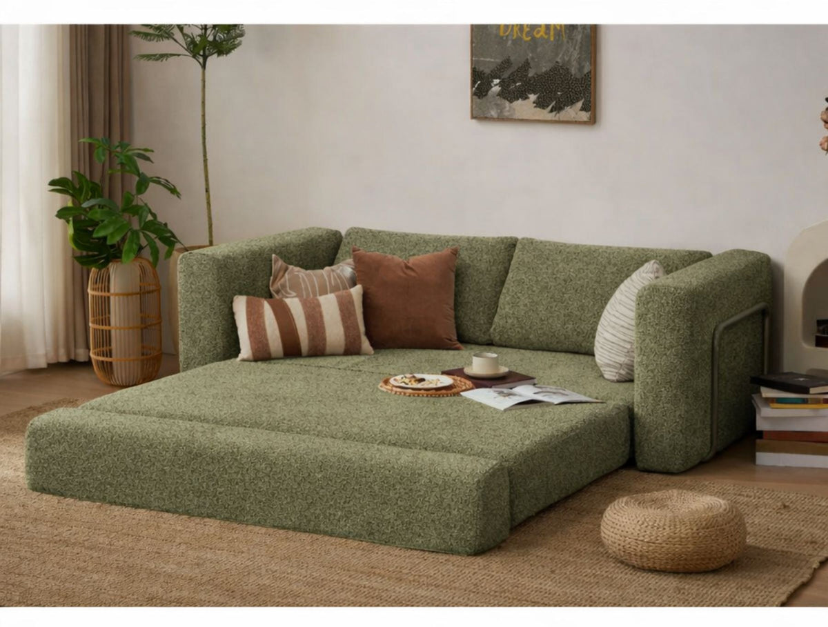 Grünes 2-Sitzer Schlafsofa Wello Doppel aus Bouclé-Stoff mit Armlehnen, kompakter Form und ausklappbarer Liegefläche, Hersteller Hanah Home.