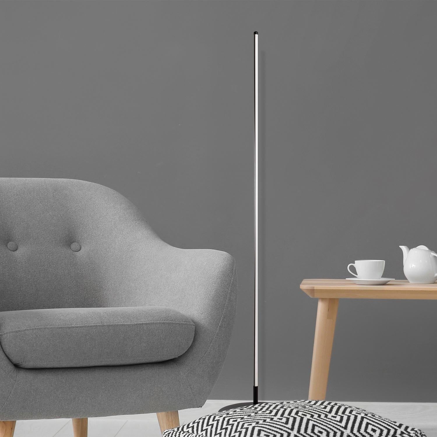 Elegante Stehlampe Only - 13317 von Opviq in Schwarz. Robuste Bauweise, 36W LED für warmes Licht. Perfekt für stilvolle Räume.