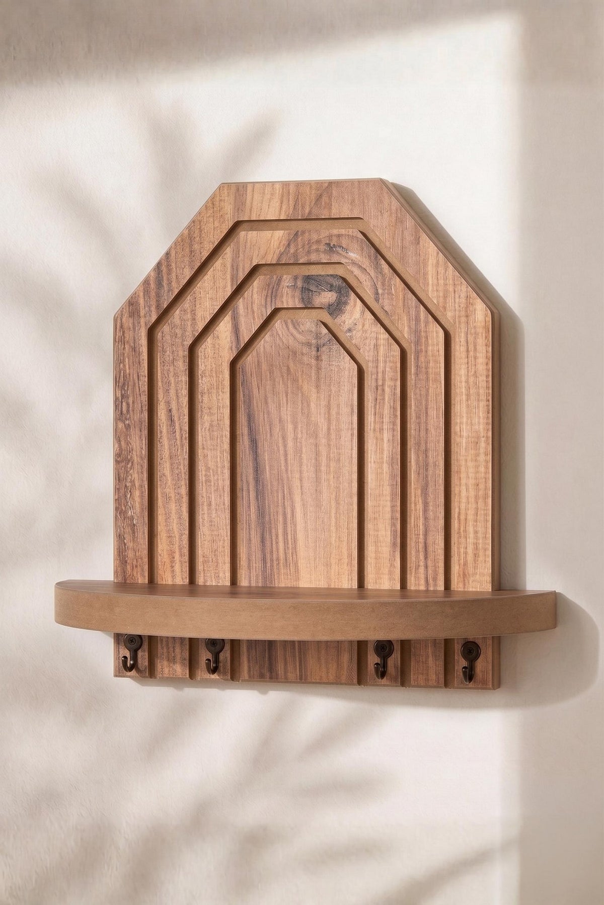 Wandregal aus MDF in Eiche-Farbe, Hanah Home, Masse 26 x 25 x 13 cm, an einer Wand montiert, schlichte rechteckige Form ohne Griffe.