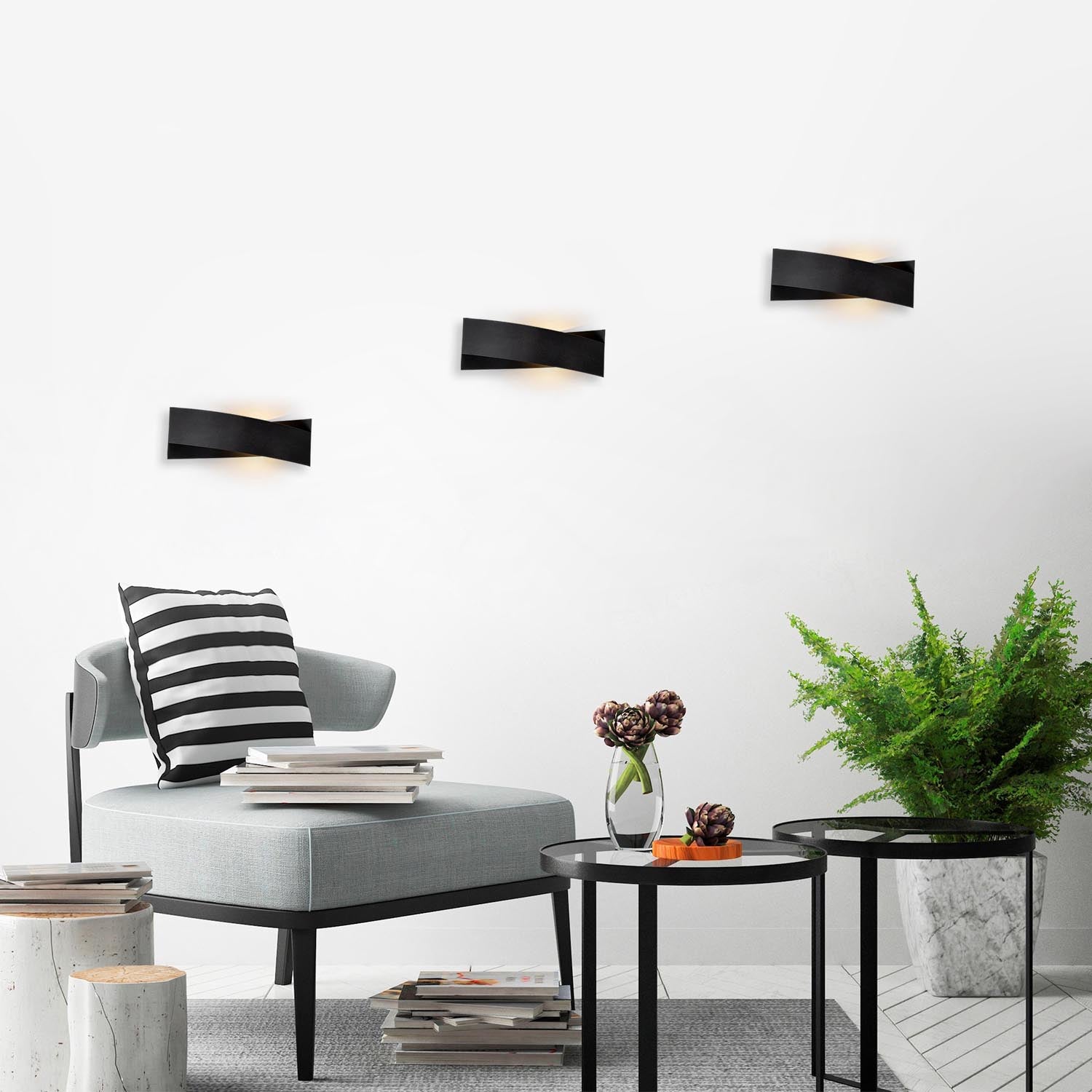 Elegante Wandleuchte 7156 in Schwarz von Opviq. Ideal für modernes Wohnen, schafft eine warme Atmosphäre und setzt stilvolle Akzente.