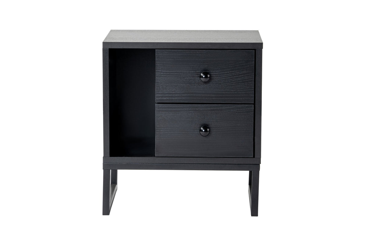 Glimmer Nachttisch - Holz Schwarz
Schwarz in Holz Schwarz / Schwarz präsentiert im Onlineshop von KAQTU Design AG. Nachttisch ist von Nordure