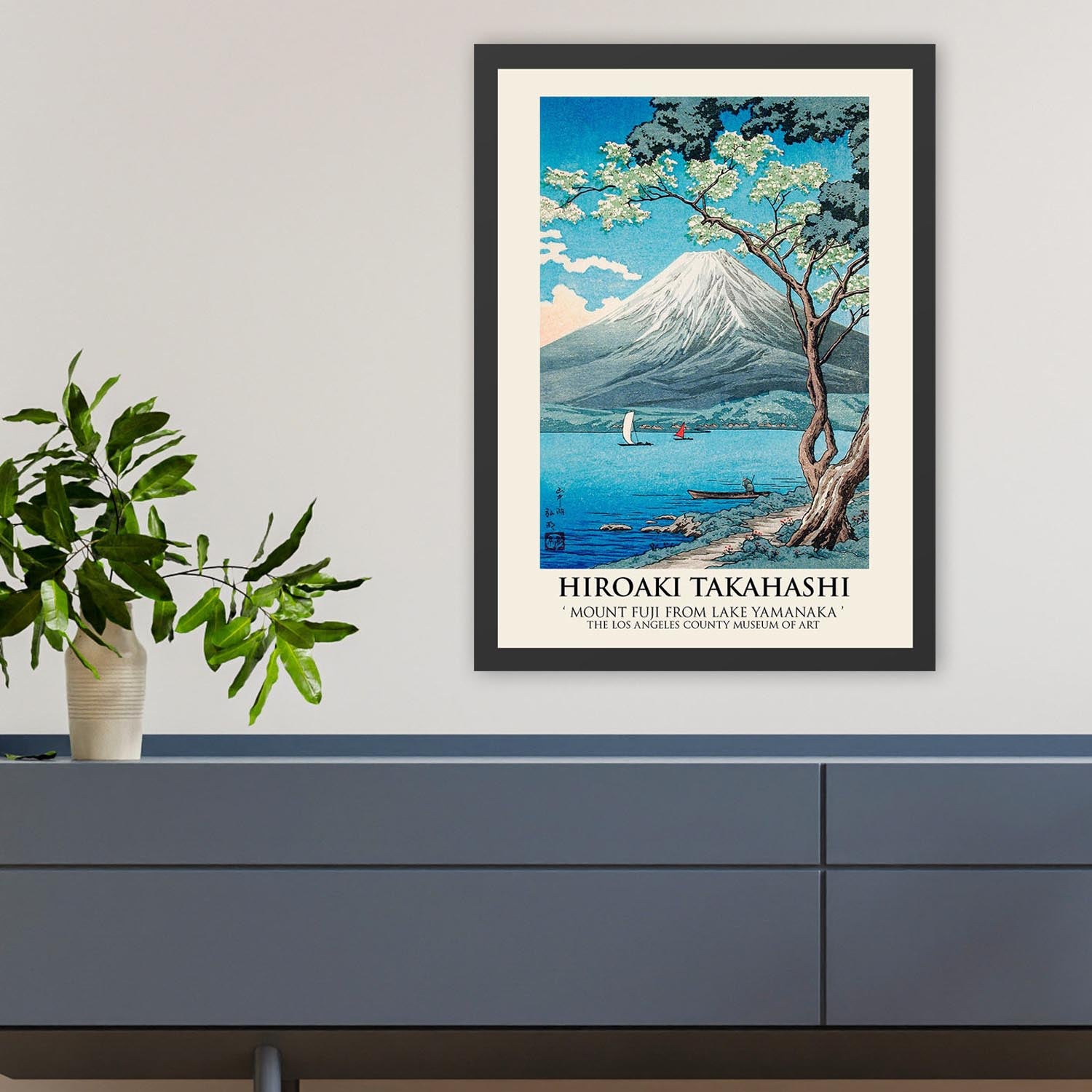 Entdecken Sie das fesselnde, mehrfarbige gerahmte Gemälde von Wallity. Perfekt für jeden Raum, bringt es Eleganz und lebendige Farben in Ihr Zuhause.