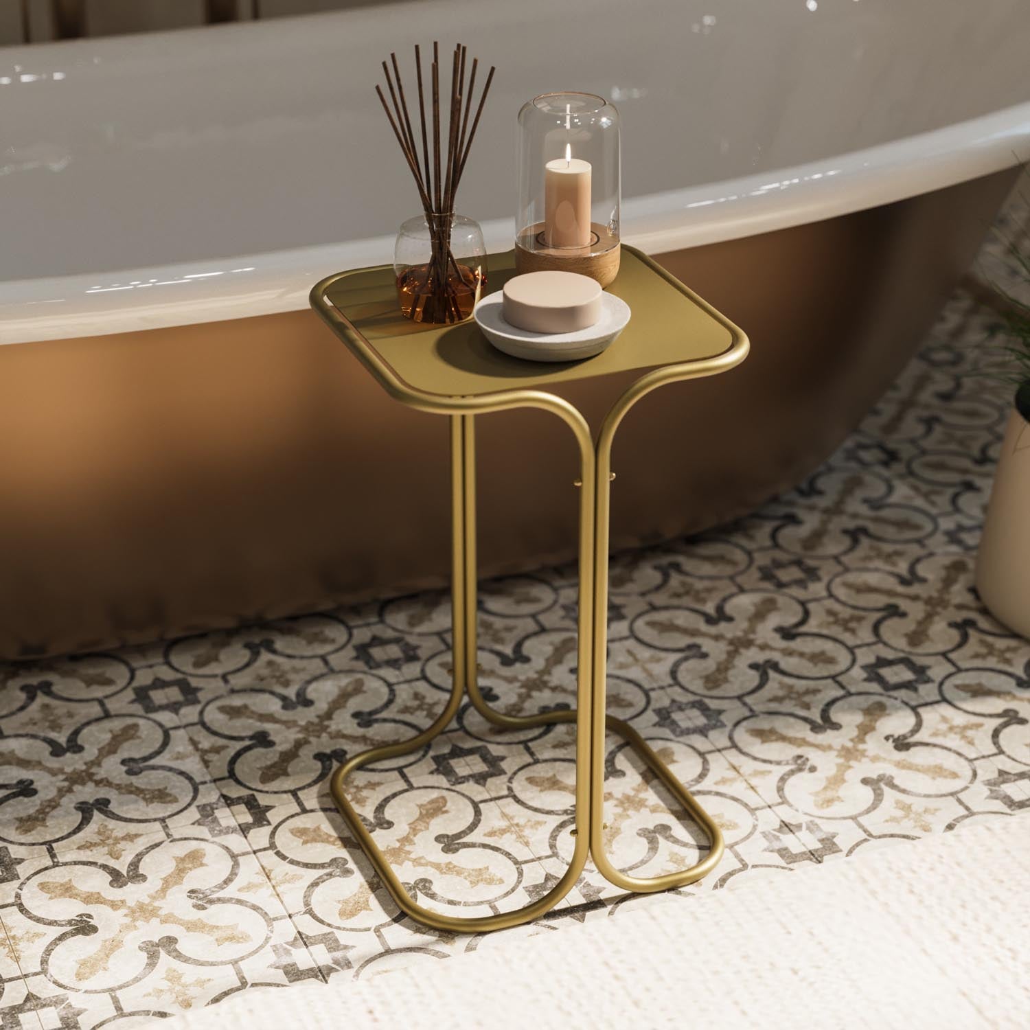 Verleihen Sie Ihrem Wohnraum mit dem goldenen SHB Sofatisch von Hanah Home einen Hauch von Luxus. Robustes Metall, stilvolles Design und einfache Montage.