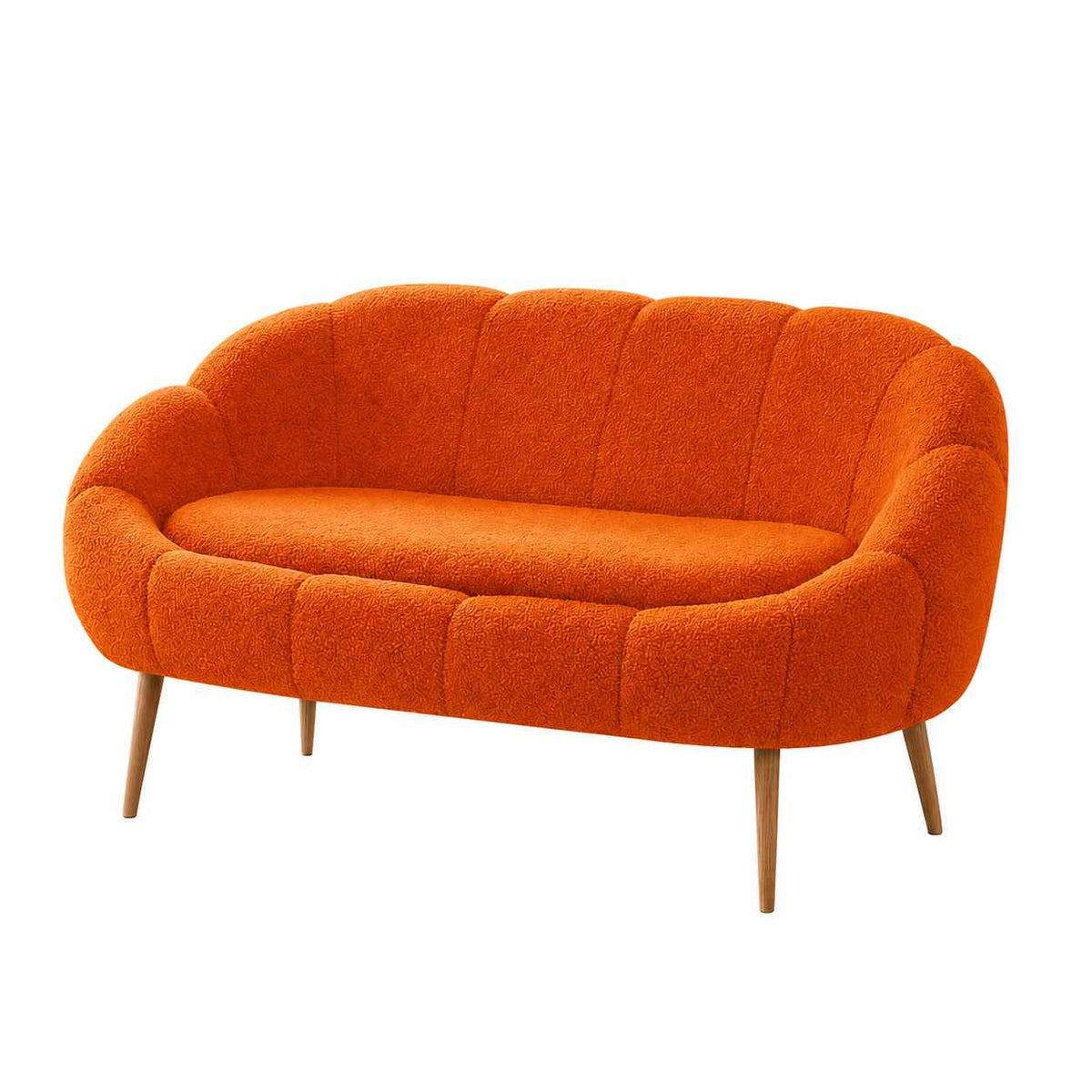 Orangefarbenes 2-Sitzer Sofa Lida mit Wellsoft-Stoffbezug, Ohrensessel-Rückenlehne und Beinen aus Eschenholz, Ansicht von vorne.