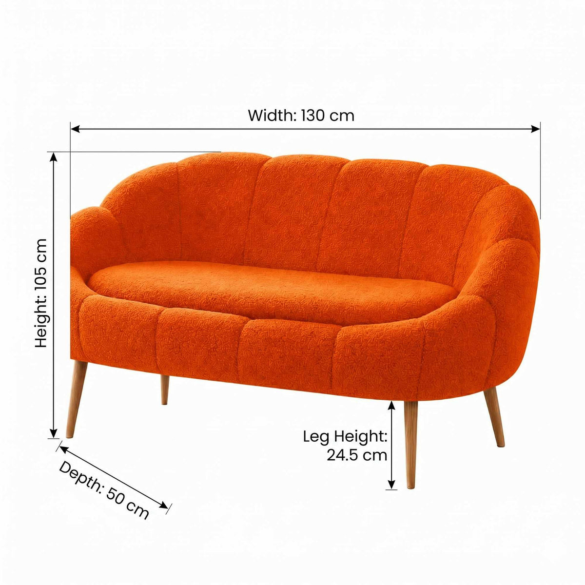 Orangefarbenes 2-Sitzer Sofa Lida mit Wellsoft-Stoffbezug, Ohrensessel-Rückenlehne und Beinen aus Eschenholz, Ansicht von vorne.