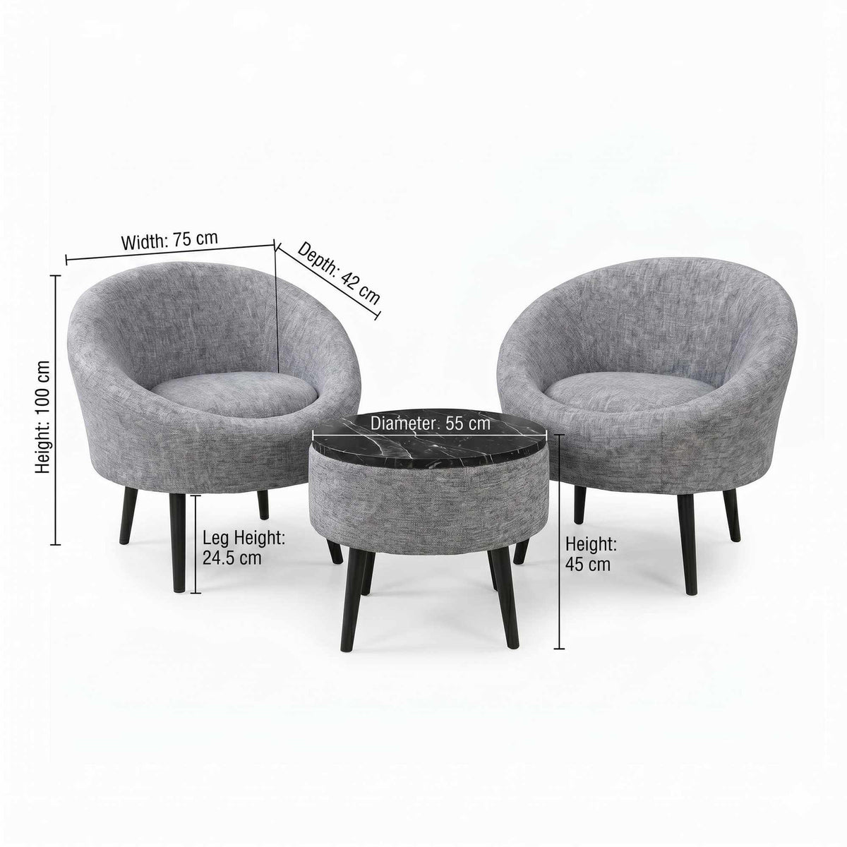 Zwei graue Ohrensessel aus Leinenstoff mit Eschenholzbeinen und runder Couchtisch aus grauer Spanplatte, Wohnzimmer-Set von Hanah Home.
