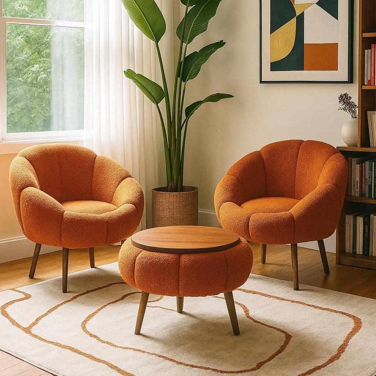 Zwei orange Ohrensessel aus Wellsoft-Stoff mit Eschenholzbeinen und runder Couchtisch aus melaminbeschichteter Spanplatte, Hanah Home Lida Set.