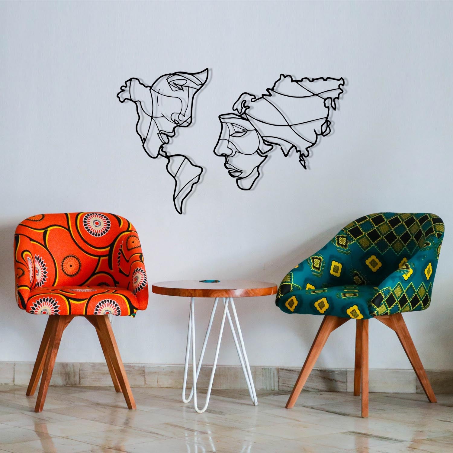 Entdecken Sie die Suret Two Wanddeko von Wallity in Schwarz – ein elegantes Metallkunstwerk, das jeden Raum stilvoll aufwertet und inspiriert.