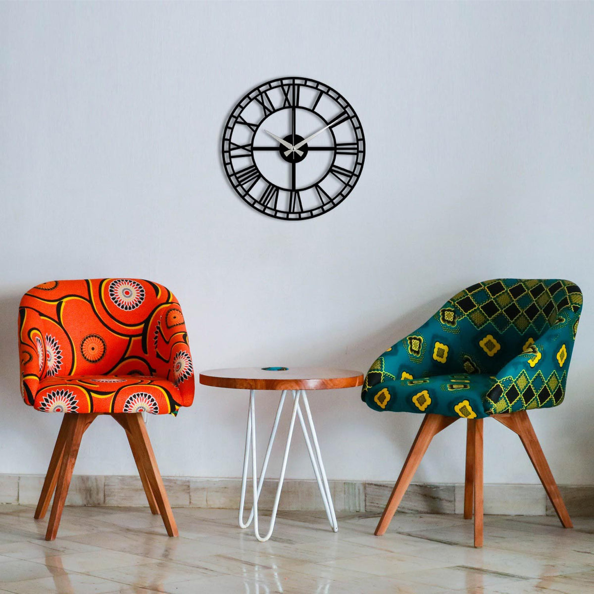Enzoclock Wanduhr - Schwarz in Schwarz präsentiert im Onlineshop von KAQTU Design AG. Wanduhr ist von Wallity