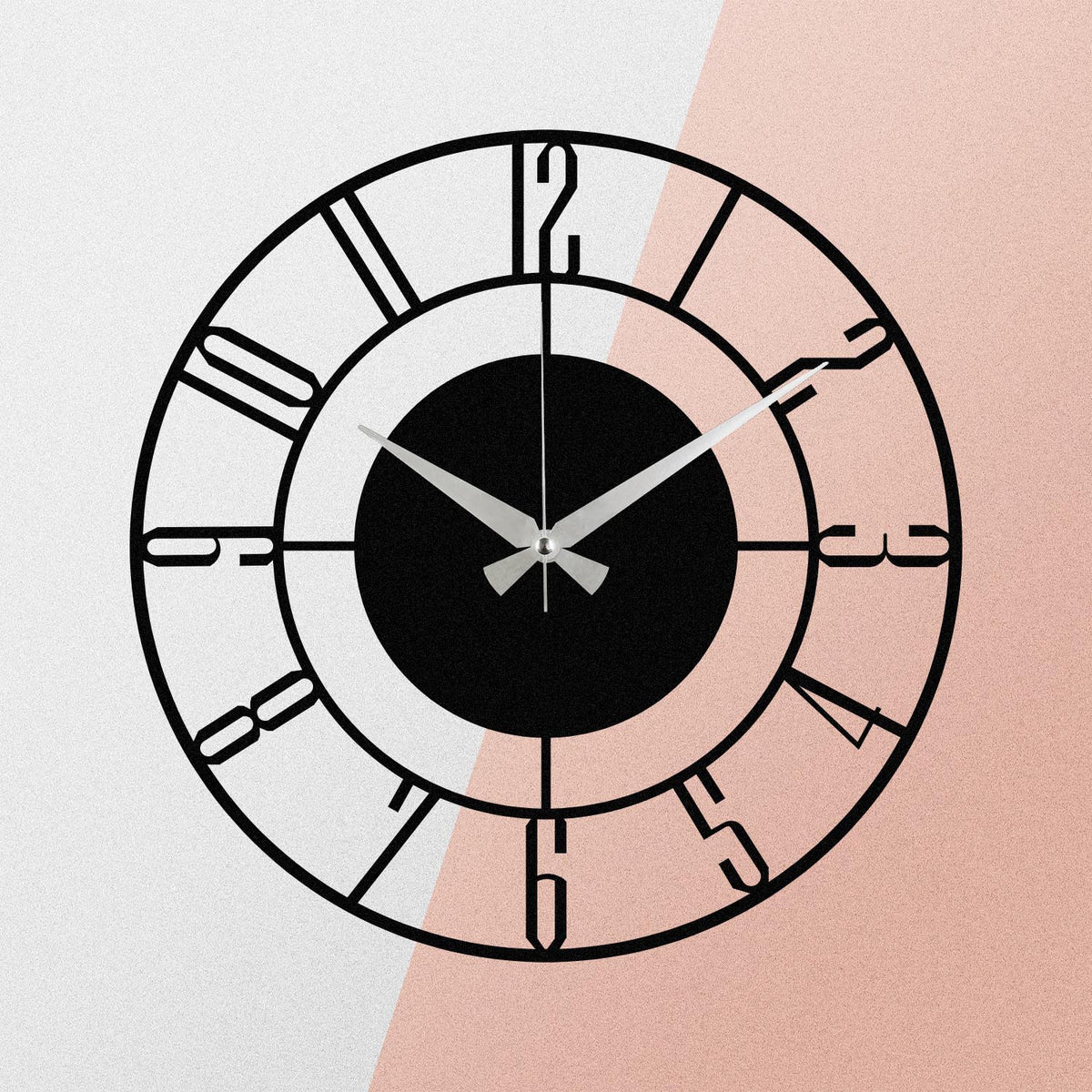 Enzoclock Wanduhr - Schwarz in Schwarz präsentiert im Onlineshop von KAQTU Design AG. Wanduhr ist von Wallity