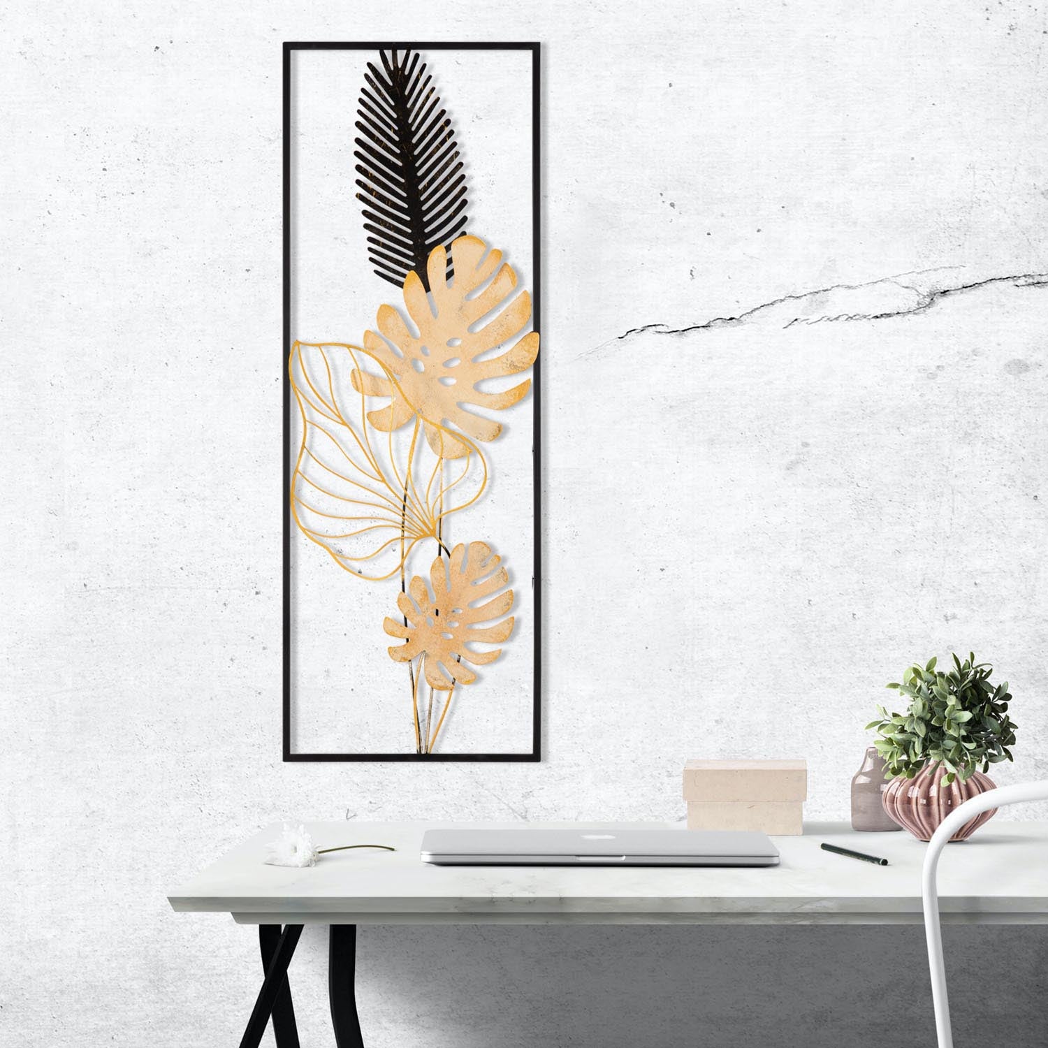 Verleihen Sie Ihrem Zuhause mit der mehrfarbigen Nazo Wanddeko von Wallity einen Hauch von Eleganz und Kreativität. Ideal für jeden Raum!