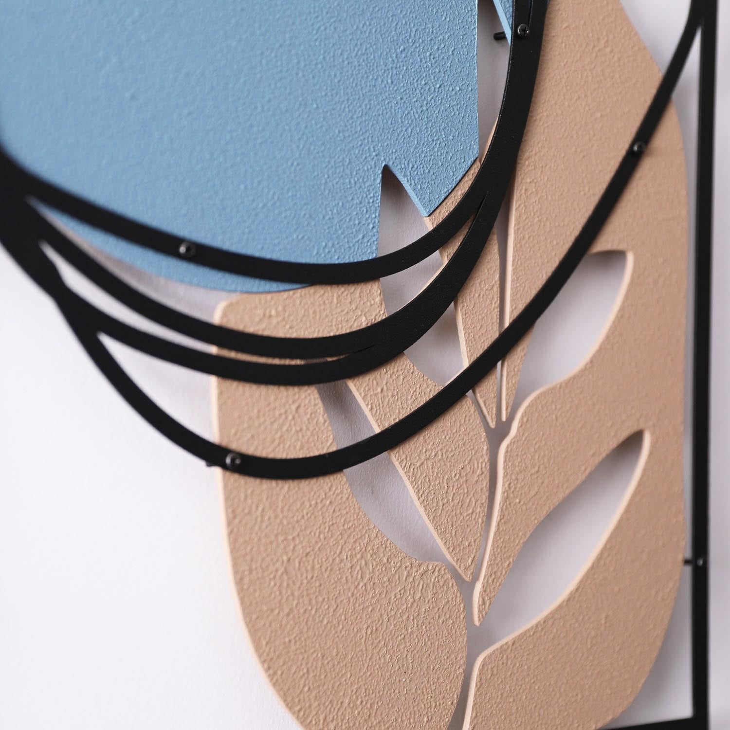 Verleihen Sie Ihrem Raum mit der Viyana Wanddeko von Wallity einen modernen Akzent. Dieses kunstvolle, mehrfarbige Metall-Wandaccessoire begeistert durch Qualität und Design.