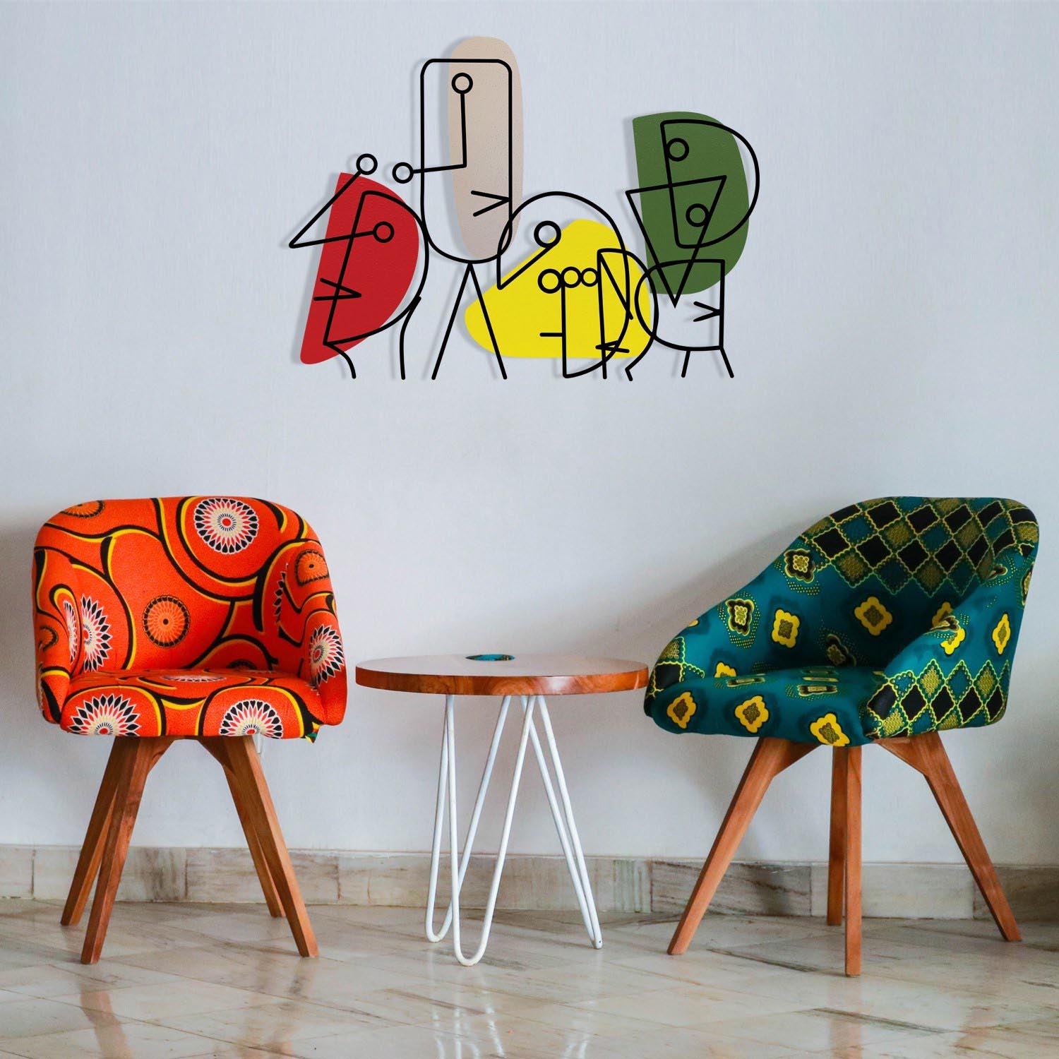 Entdecken Sie die stilvolle Kubizm 16 Wanddeko von Wallity – ein einzigartiges Kunstwerk aus Metall und Holz, das jeden Raum veredelt.