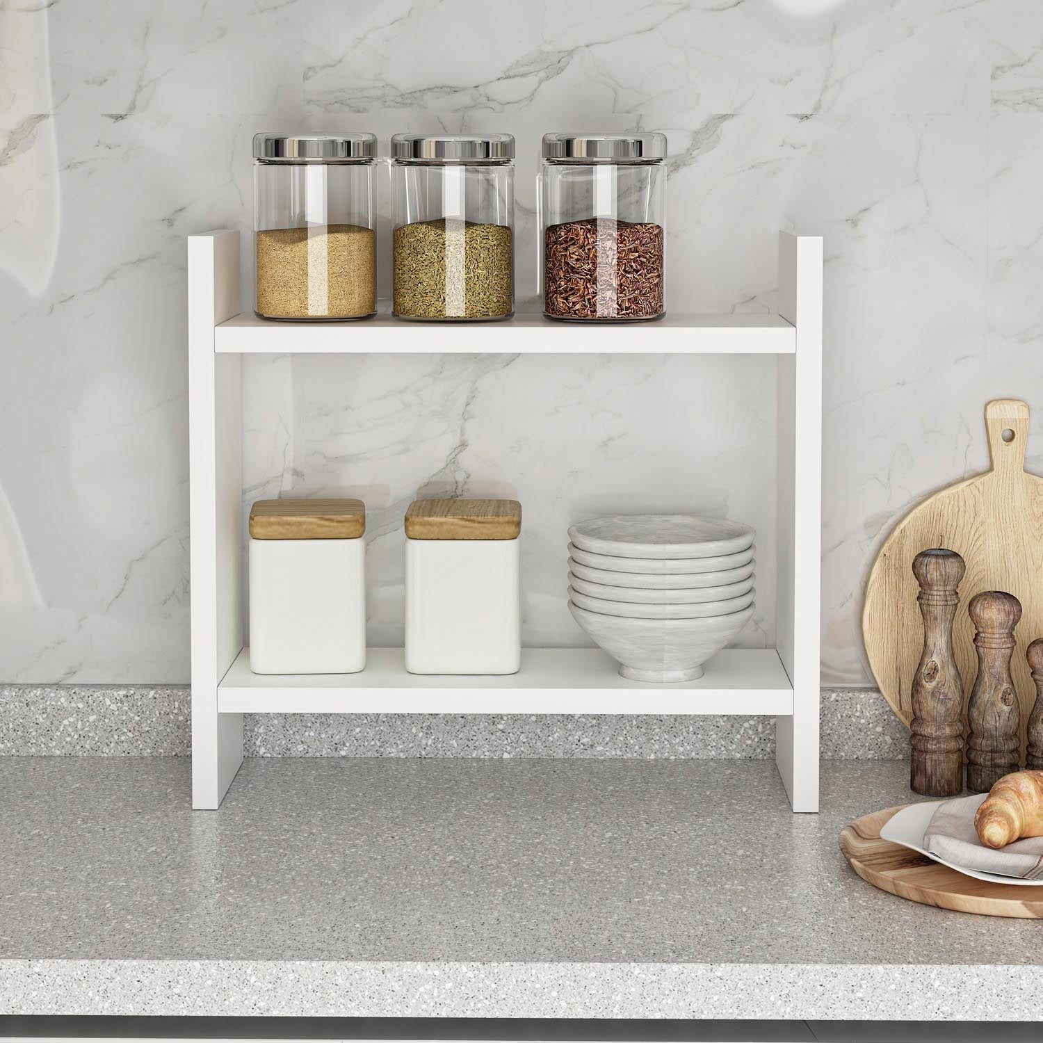 Verleihen Sie Ihrer Küche mit dem Denver Wandregal in Weiß von Hanah Home einen modernen Look. Ideal zur stilvollen Aufbewahrung von Küchenutensilien!