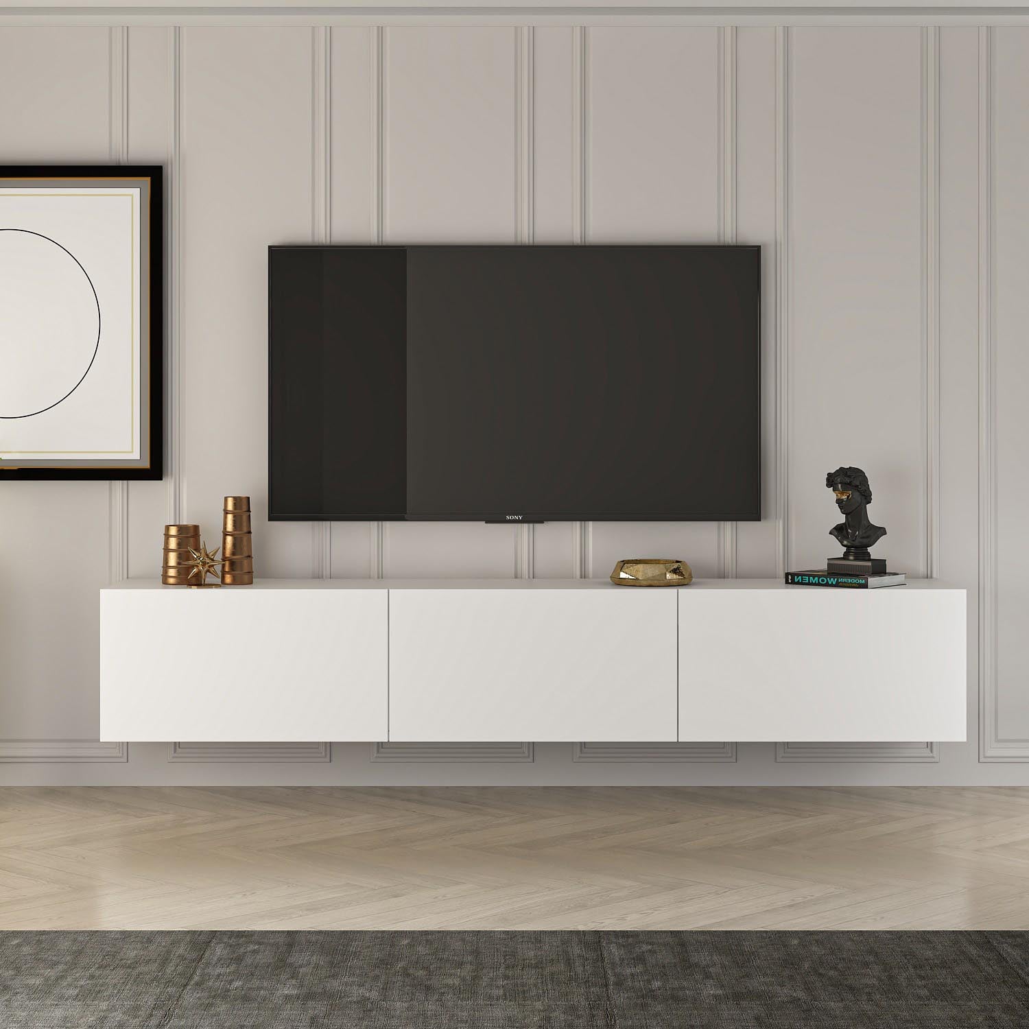 Entdecken Sie das elegante West Sideboard in Weiß von Hanah Home – der perfekte TV-Ständer für stilvolle Wohnzimmer mit viel Stauraum.