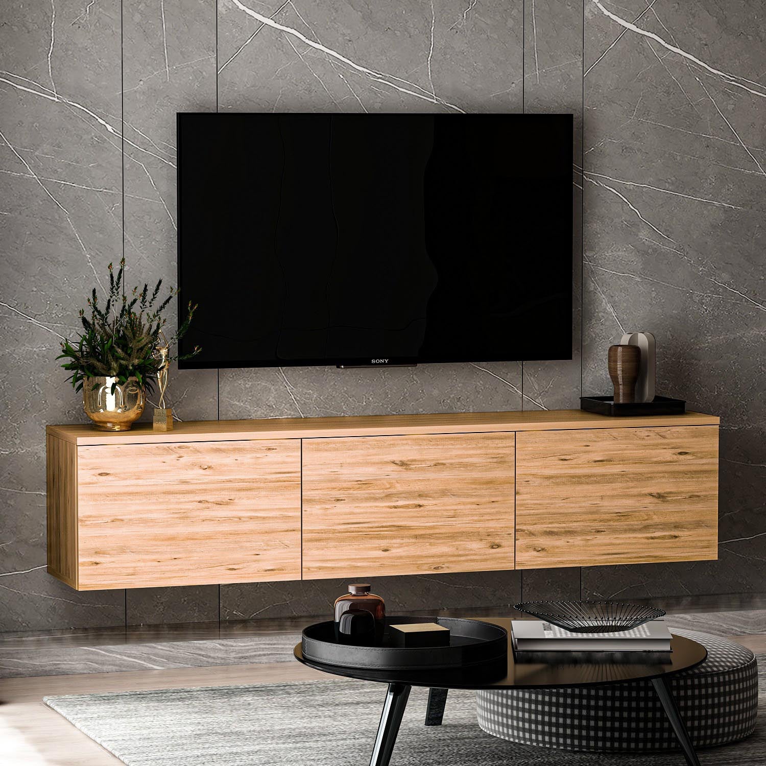 Verleihen Sie Ihrem Wohnraum mit dem Neon Sideboard aus Atlantischer Kiefer von Hanah Home einen Hauch von Eleganz und Funktionalität.