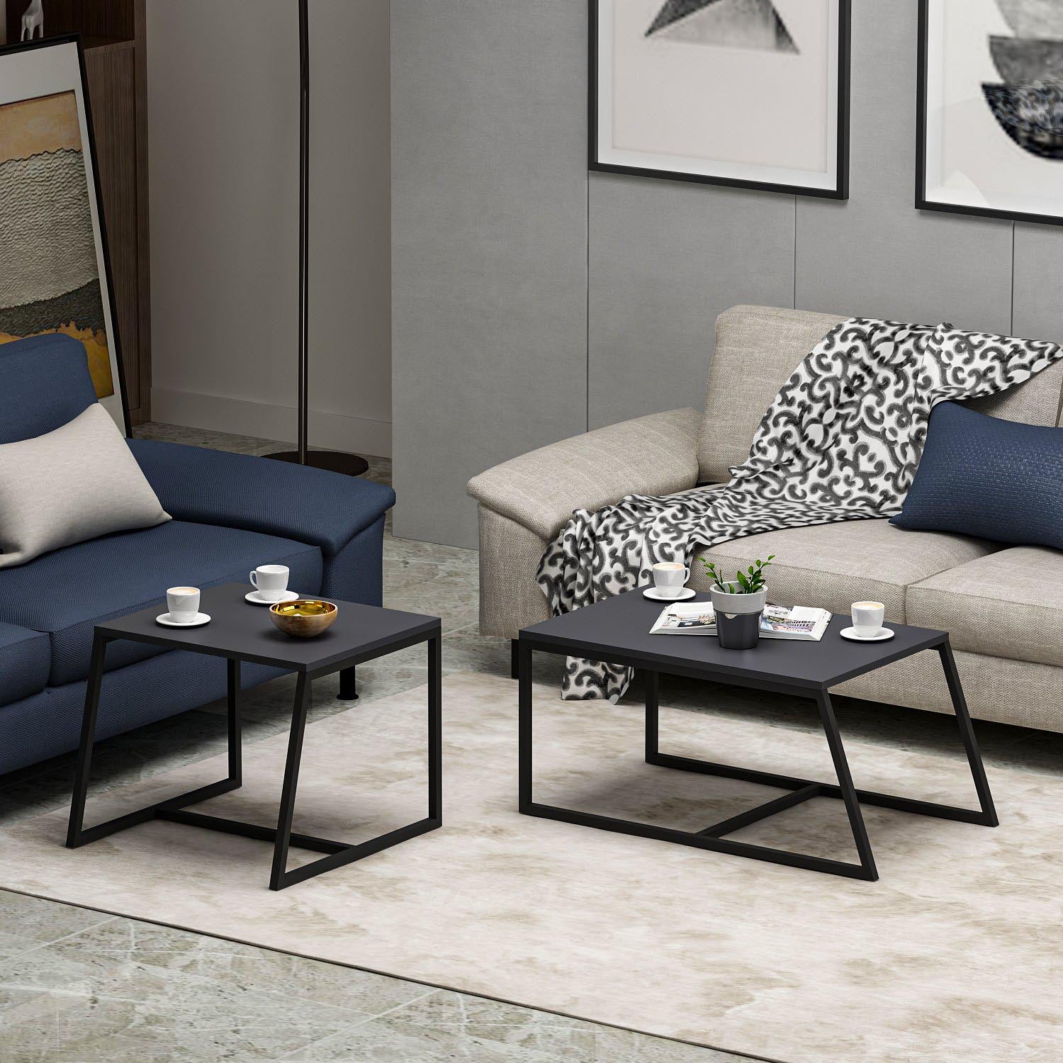 Entdecken Sie den Minimal Sofatisch in Anthrazit von Hanah Home – ein eleganter Tisch, der modernen Stil und funktionalen Stauraum vereint.